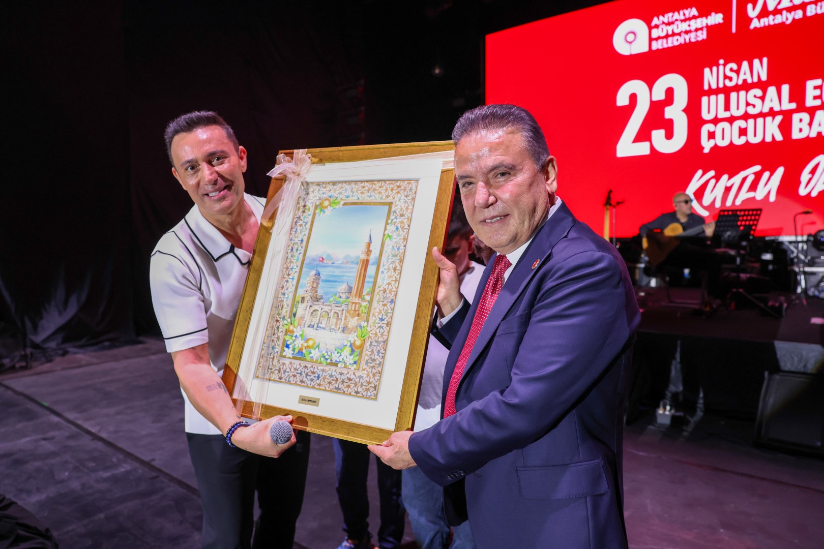 Antalya 23 Nisan’ı Mustafa Sandal Konseri Ile Kutladı (33) (Large)