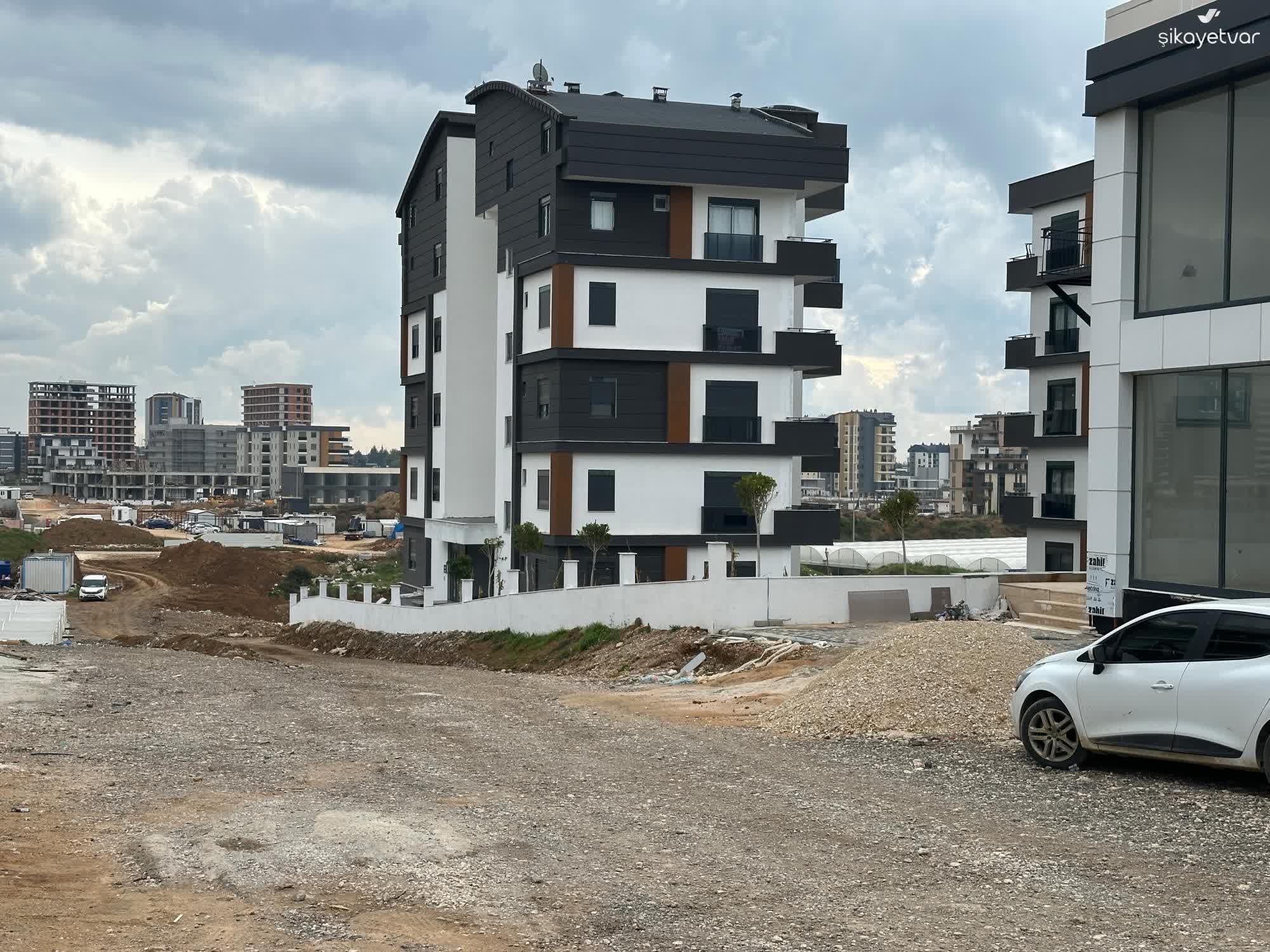Antalya Buyuksehir Belediyesinin Yol Yapimindaki Gecikmesi Magduriyet Yaratiyor 3