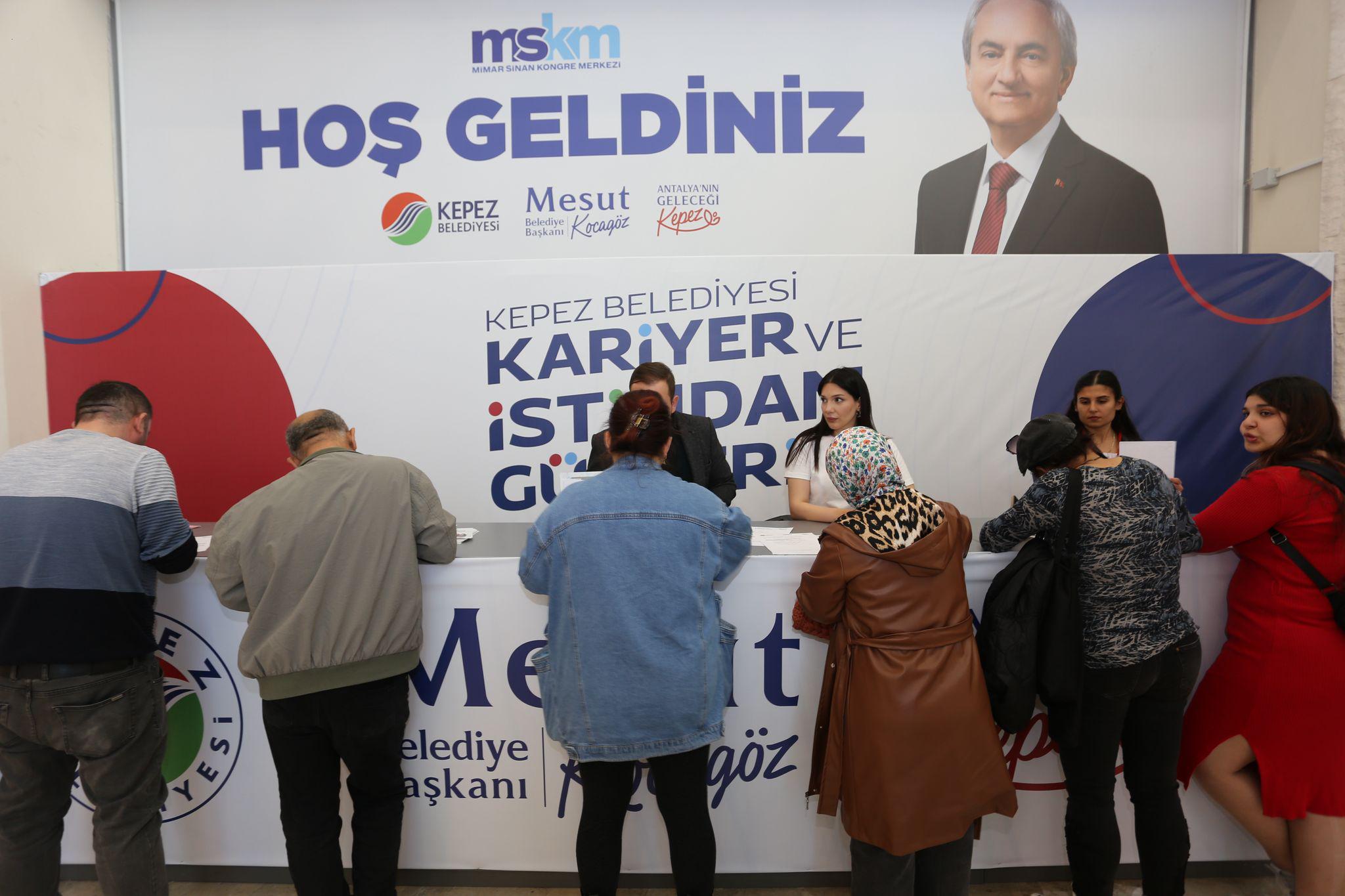 Antalyada Binler Kepezin Kariyer Gunlerinde Bulustu 9