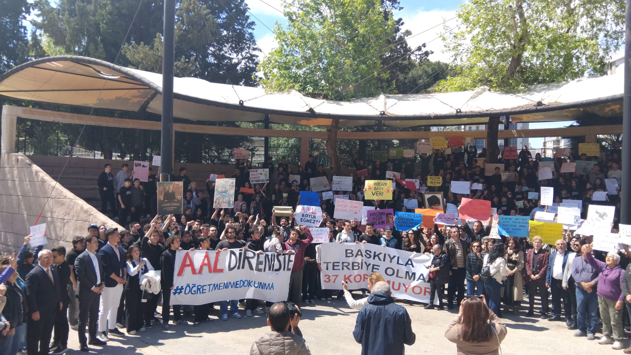 Antalya’da Liseli Öğrencilerin Protestolarına Zincirli Baskı (3)