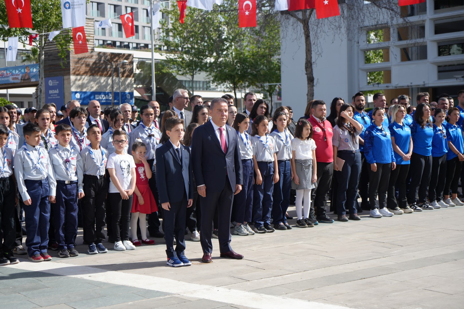 Antalya'nın Çocuk Başkanından Dünya Çocuklarına Barış Çağrısı (4) (Large)