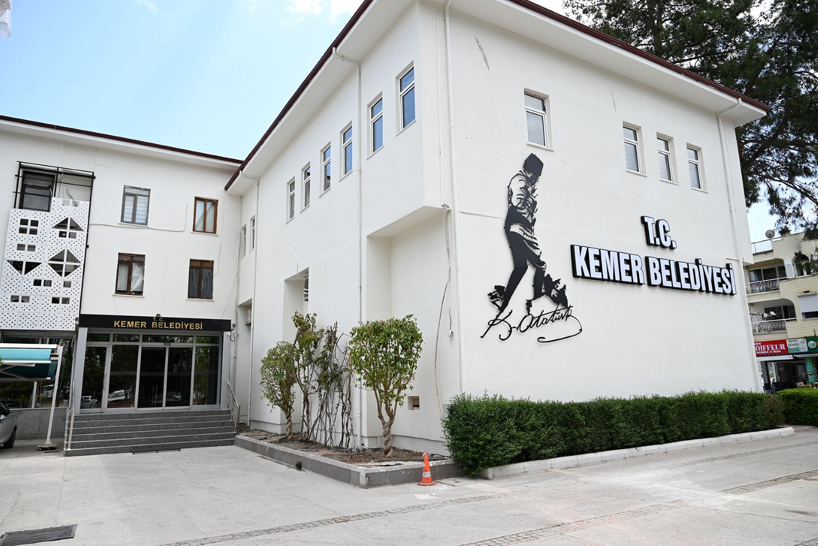 Atatürk (3)
