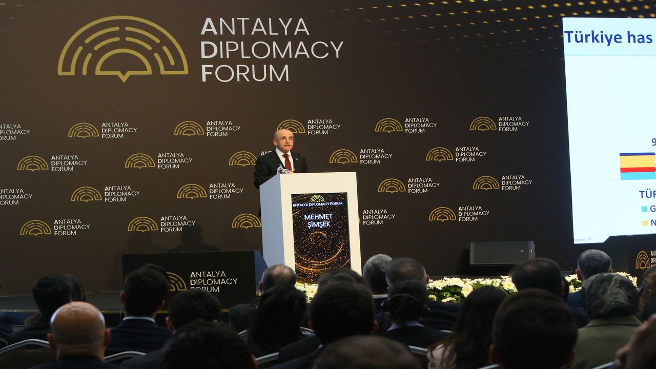 Bakan Simsek Enflasyon Dusuyor Dusecek (2)