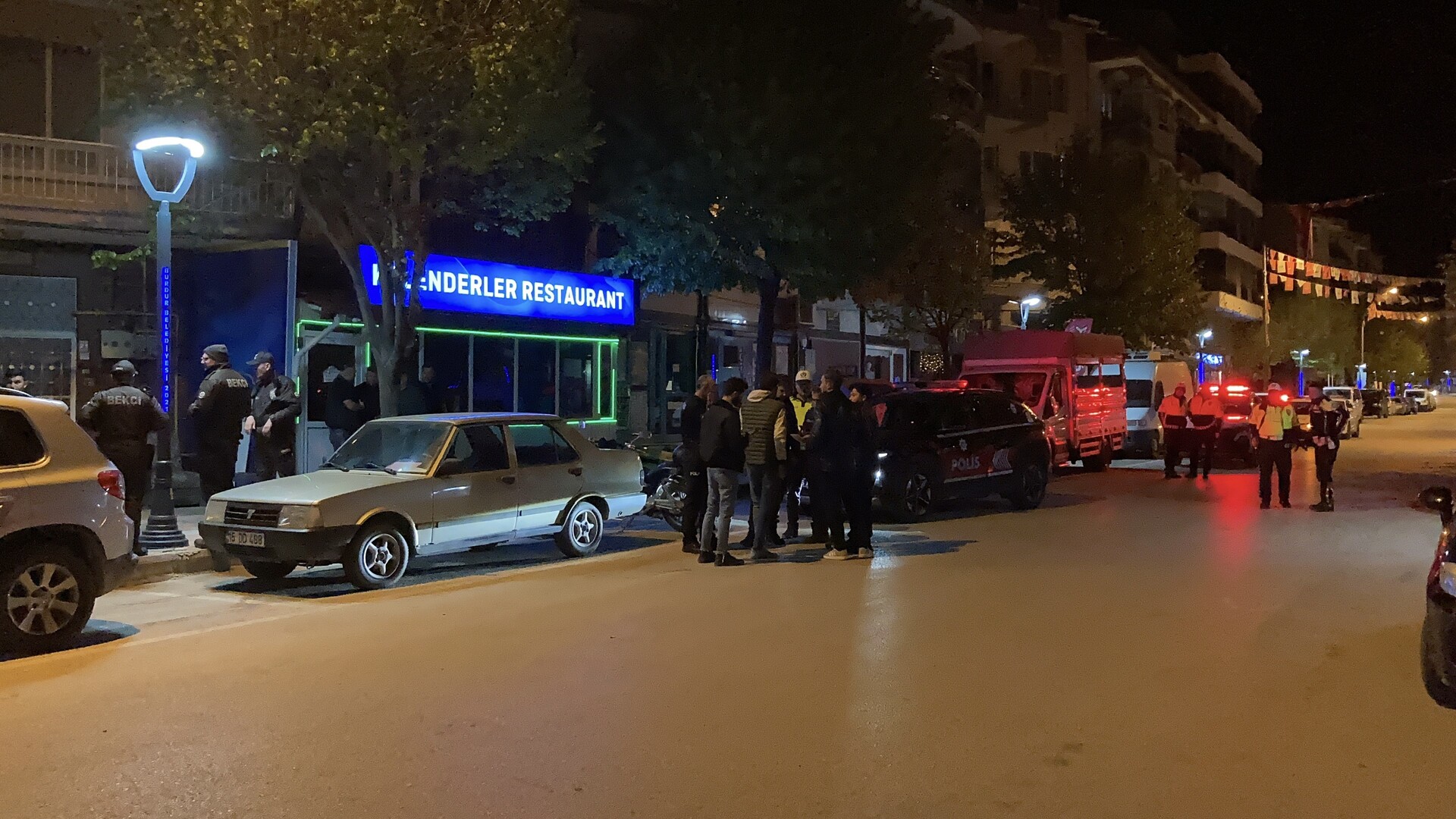 Burdur’da Iki Grup Arasında Çıkan Kavgada Bir Kişi Bıçaklandı (4)