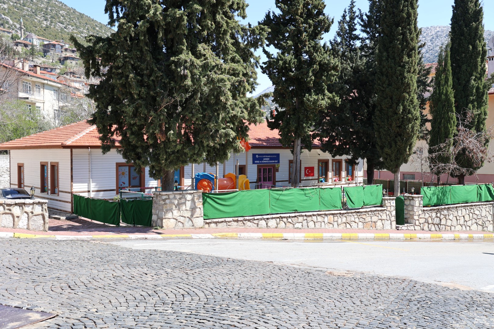 Büyükşehir Akseki Kreşi Açıldı (1) (Large)