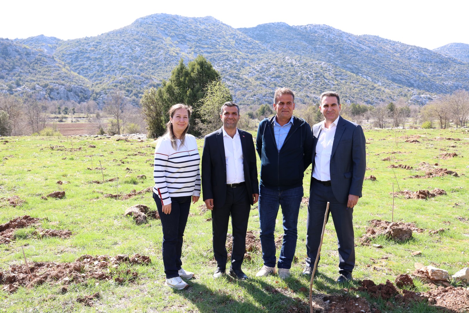 Büyükşehir İpek Böceği Yetiştiriciliğini Yaygınlaştırıyor (15) (Large)