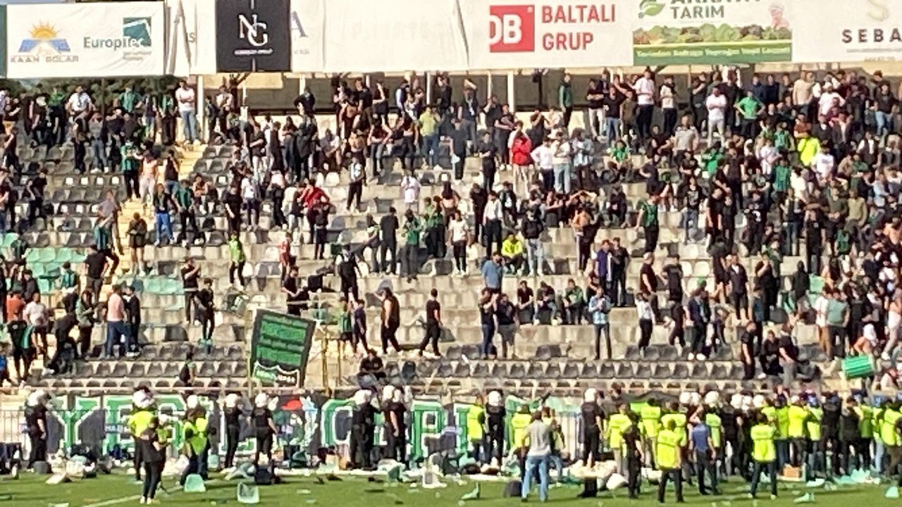 Denizlispor Taraftari Olay Çikartti (2)