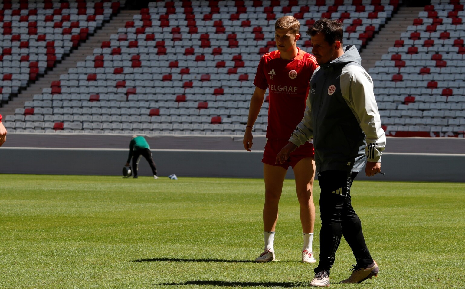 Emre Belözoğlu Avrupa'yı Konuşmak, Avrupa Üzerinden Değerlendirmeler Yapmak Çok Gerçekçi Değil (2)