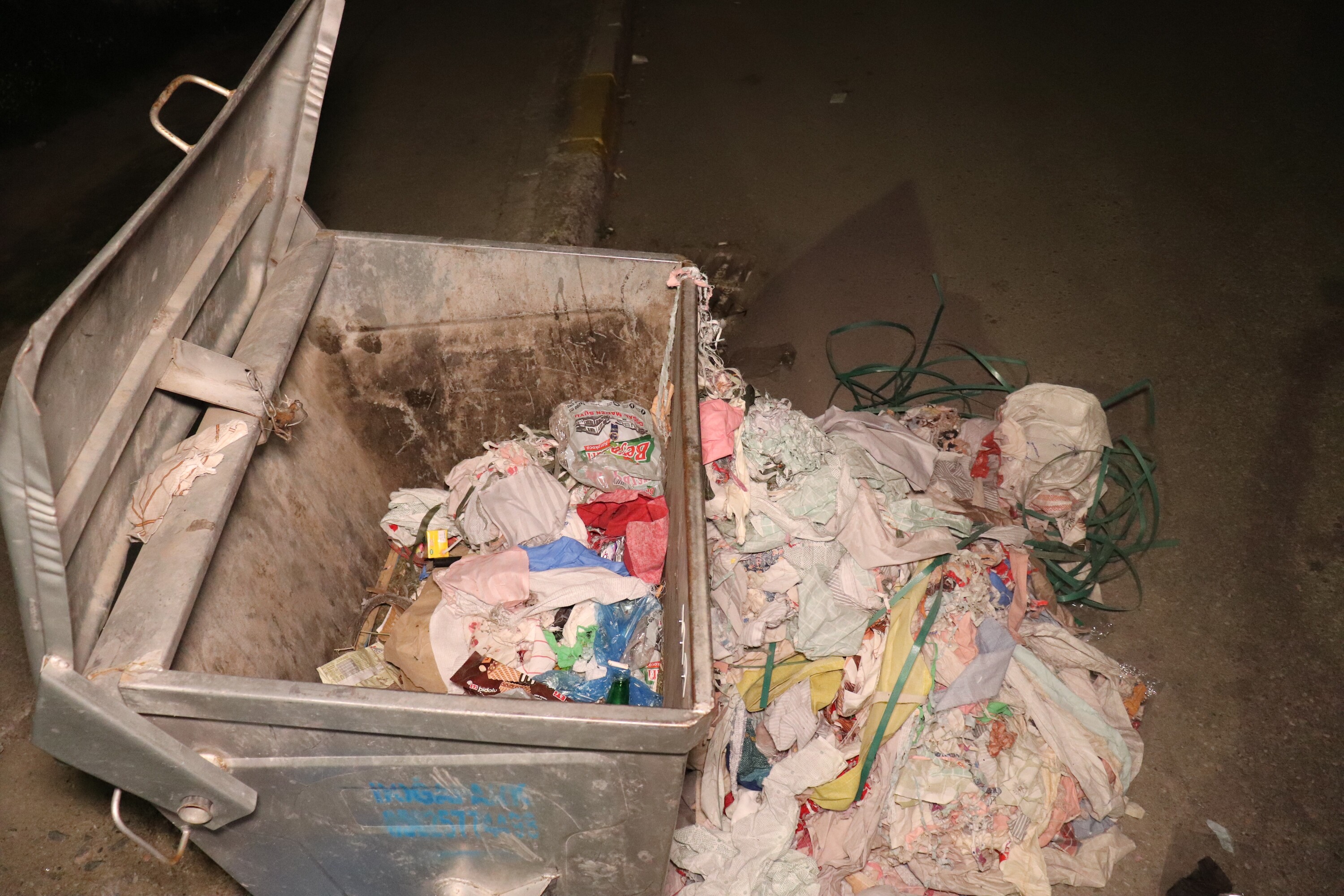 Eski Sevgilisinden Hamile Kaldığı Bebeğini Evde Doğurup Çöpe Atmış (2)