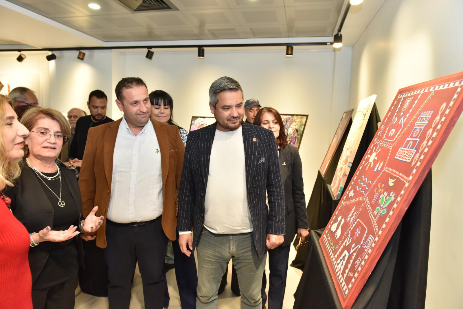 Gecmis Zaman Olur Ki Sergisi Sanatseverlere Kapilarini Araladi 7