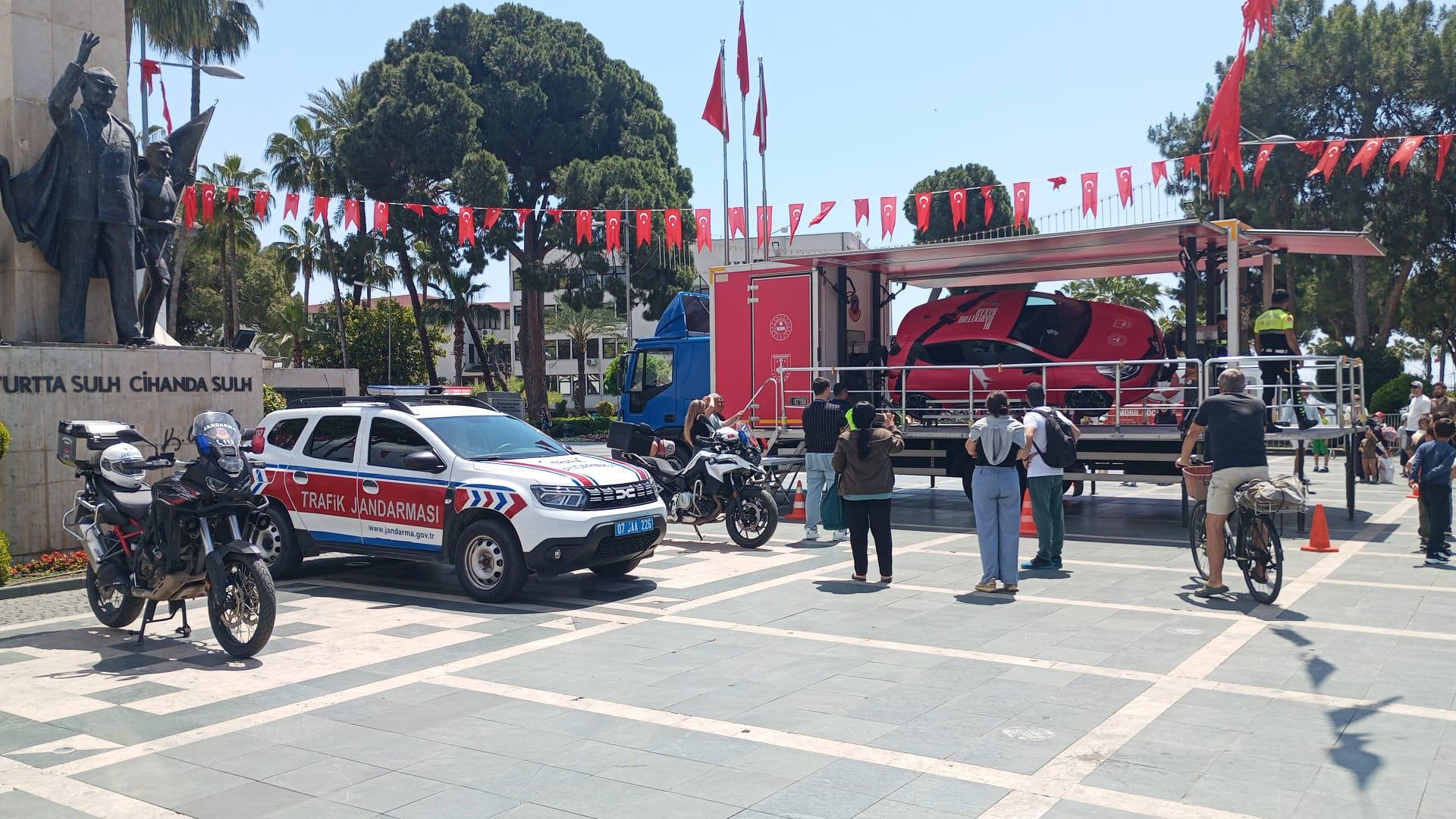 Jandarmadan Öğrencilere Trafik Farkındalık Eğitimi (2)