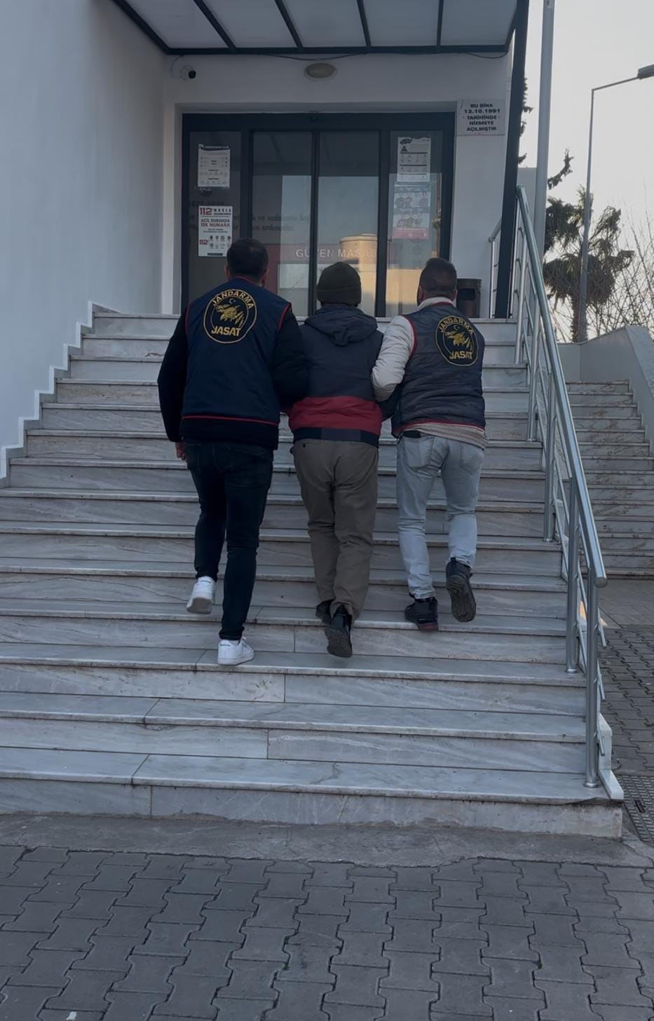 Jasat Tek Tek Yakaladı Aranması Bulunan 70 Yaşındaki Kadın Tutuklandı (3)