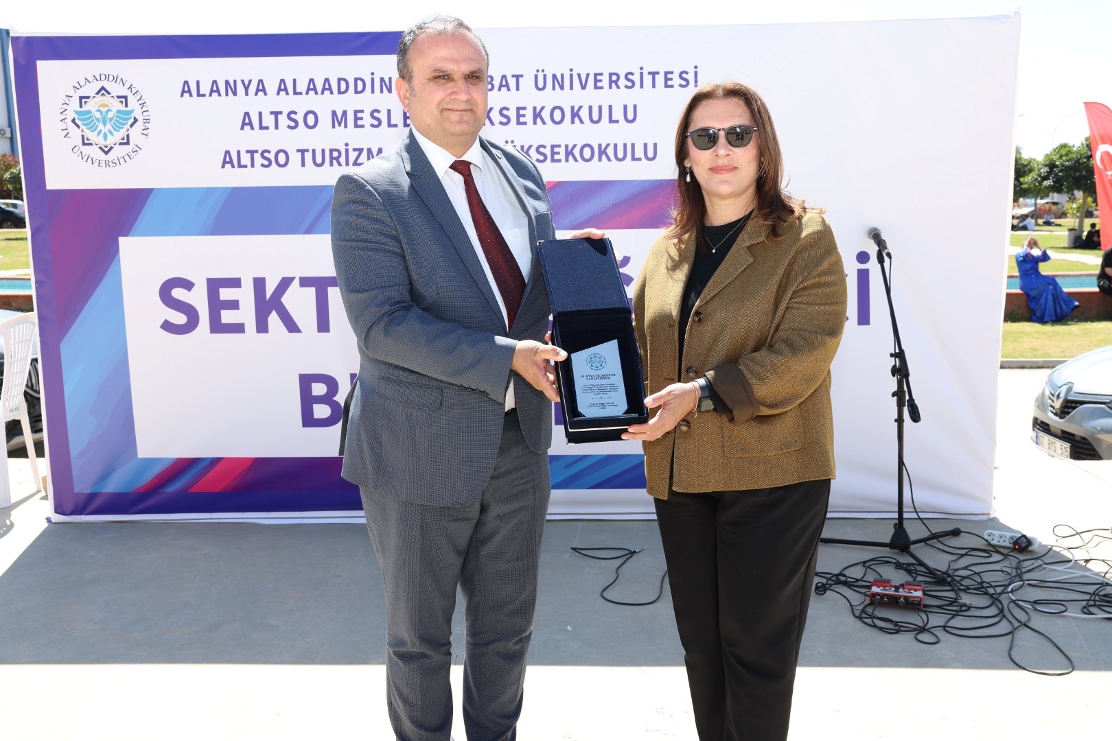 Kariyer Fırsatı Alkü (2)