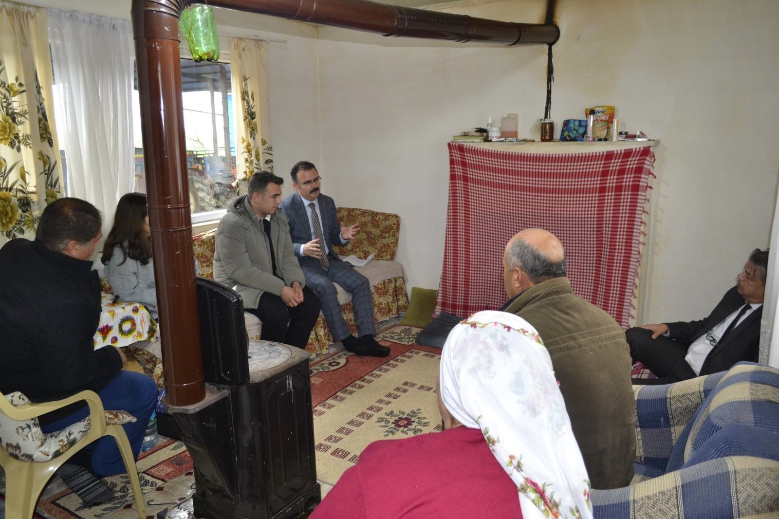Kaymakam Ateş, Öğrencilerin Misafiri Oldu (2)