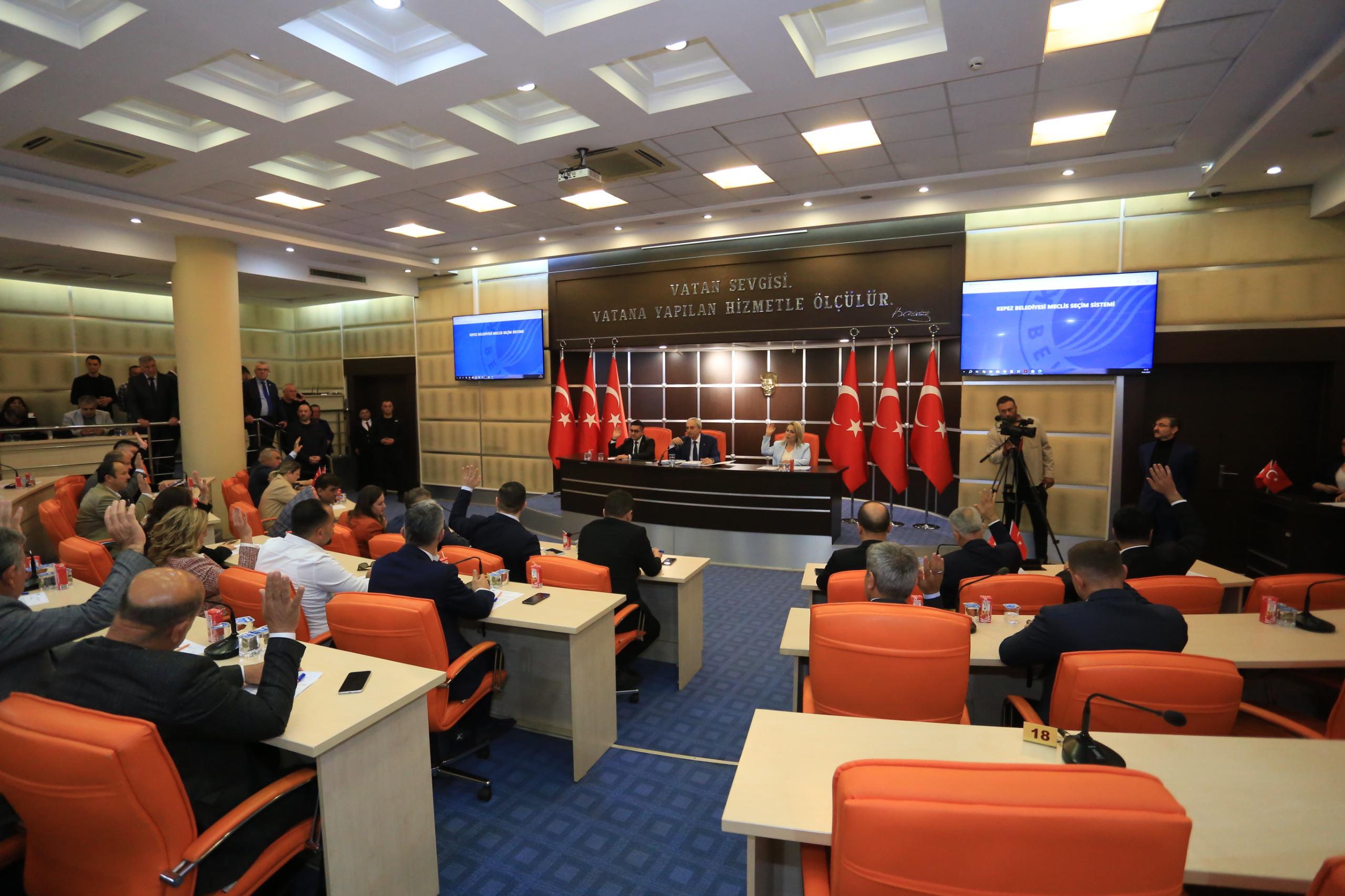 Kepez Meclisinden Edip Akbayram Ve Volkan Konaka Vefa 6