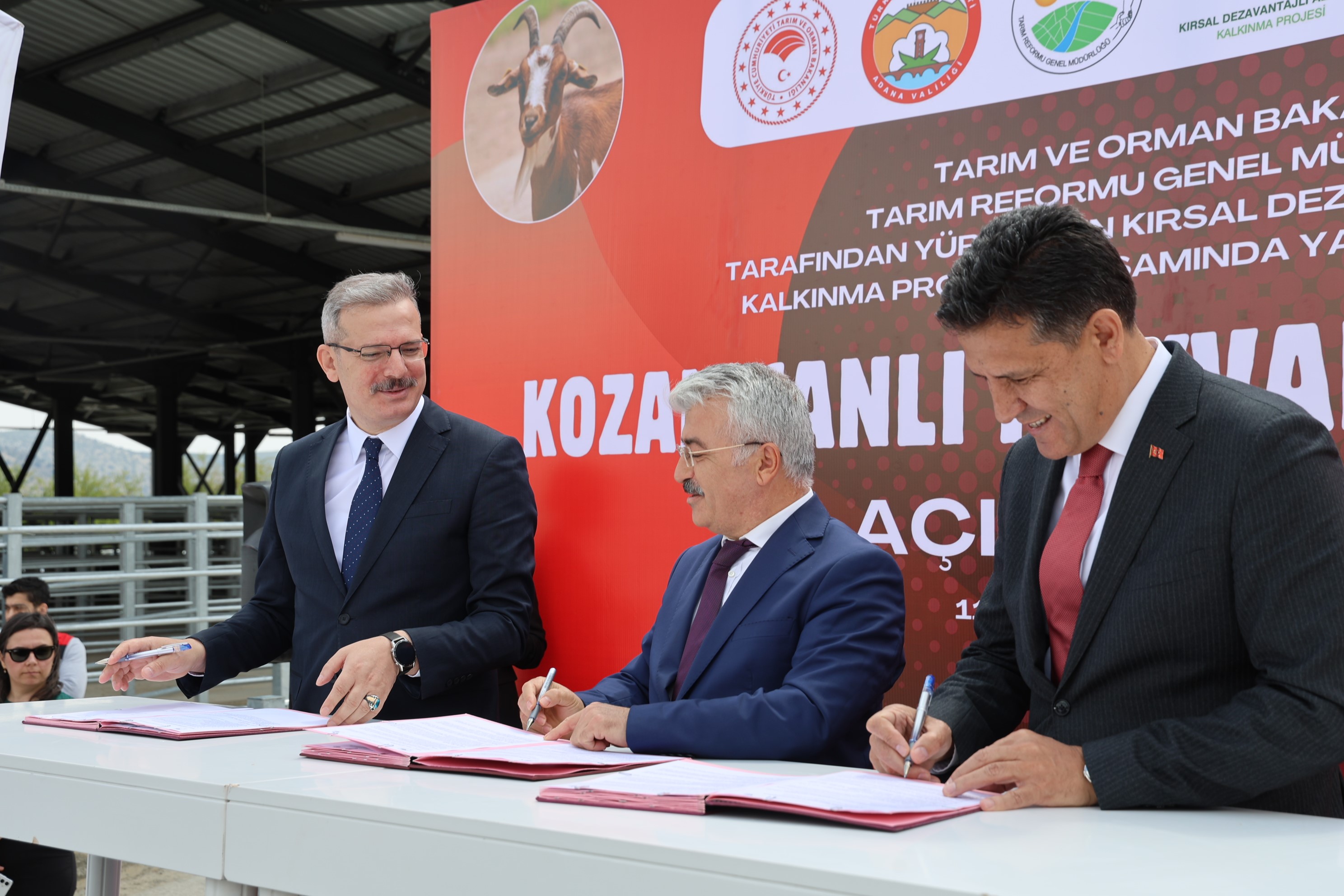 Kıran Kırana Kurban Pazarlıklı Pazar Açılışı (4)