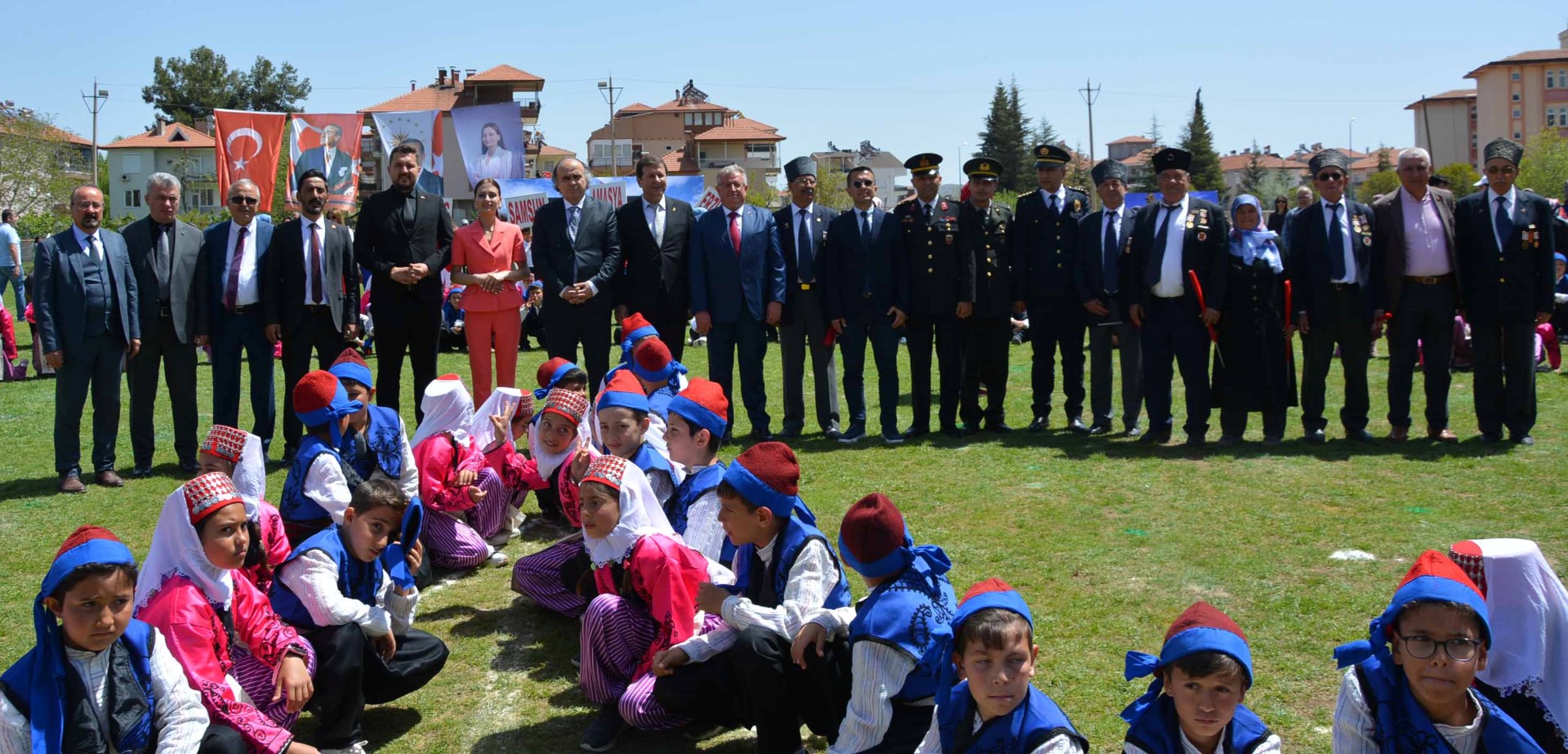 Korkuteli’de 23 Nisan Etkinliklerle Kutl 675554 200041 (Large)