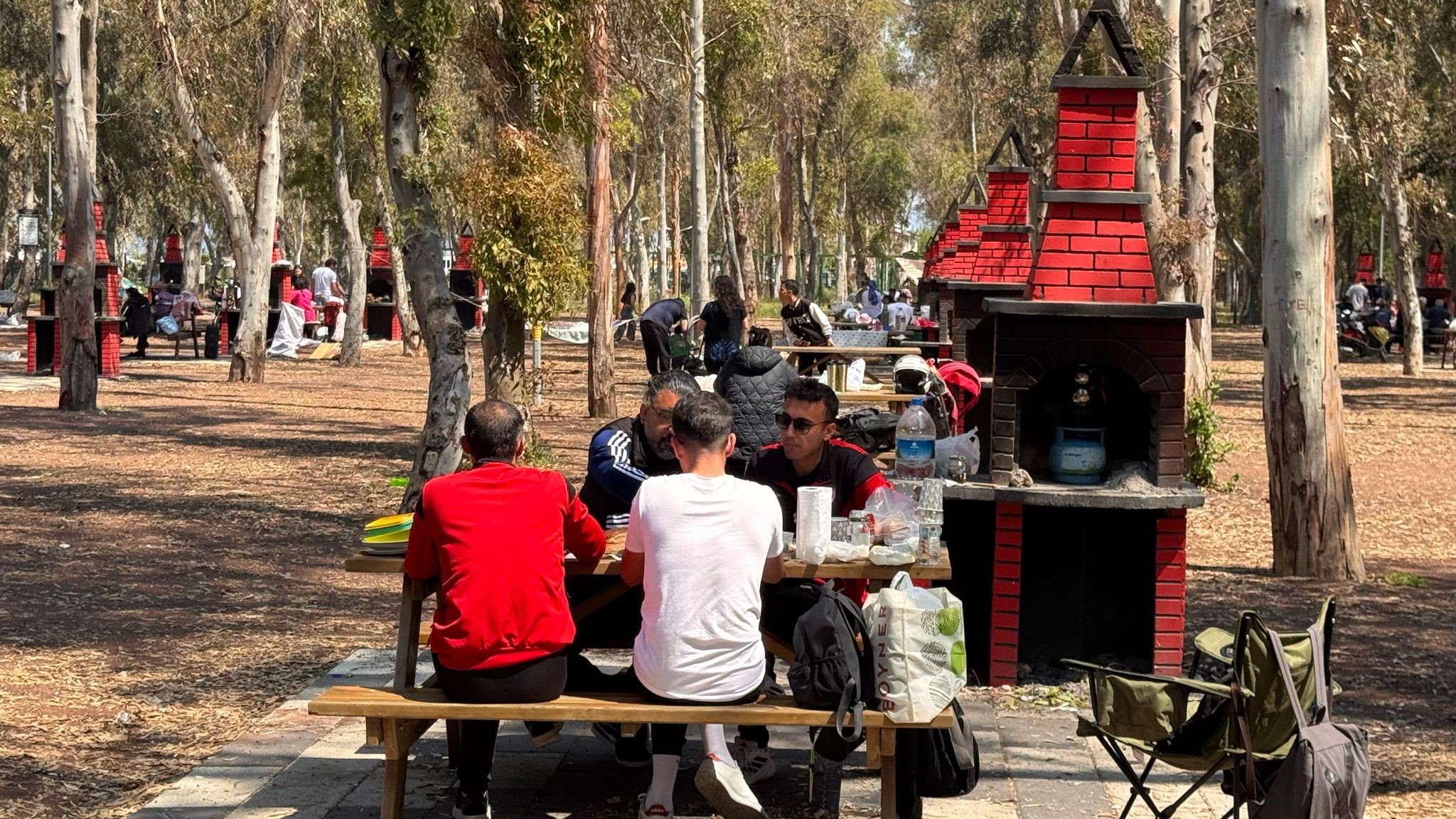 Kuşadası Sevgi Plajı, Piknikçilerin Yeni Buluşma Noktası Oldu (2)