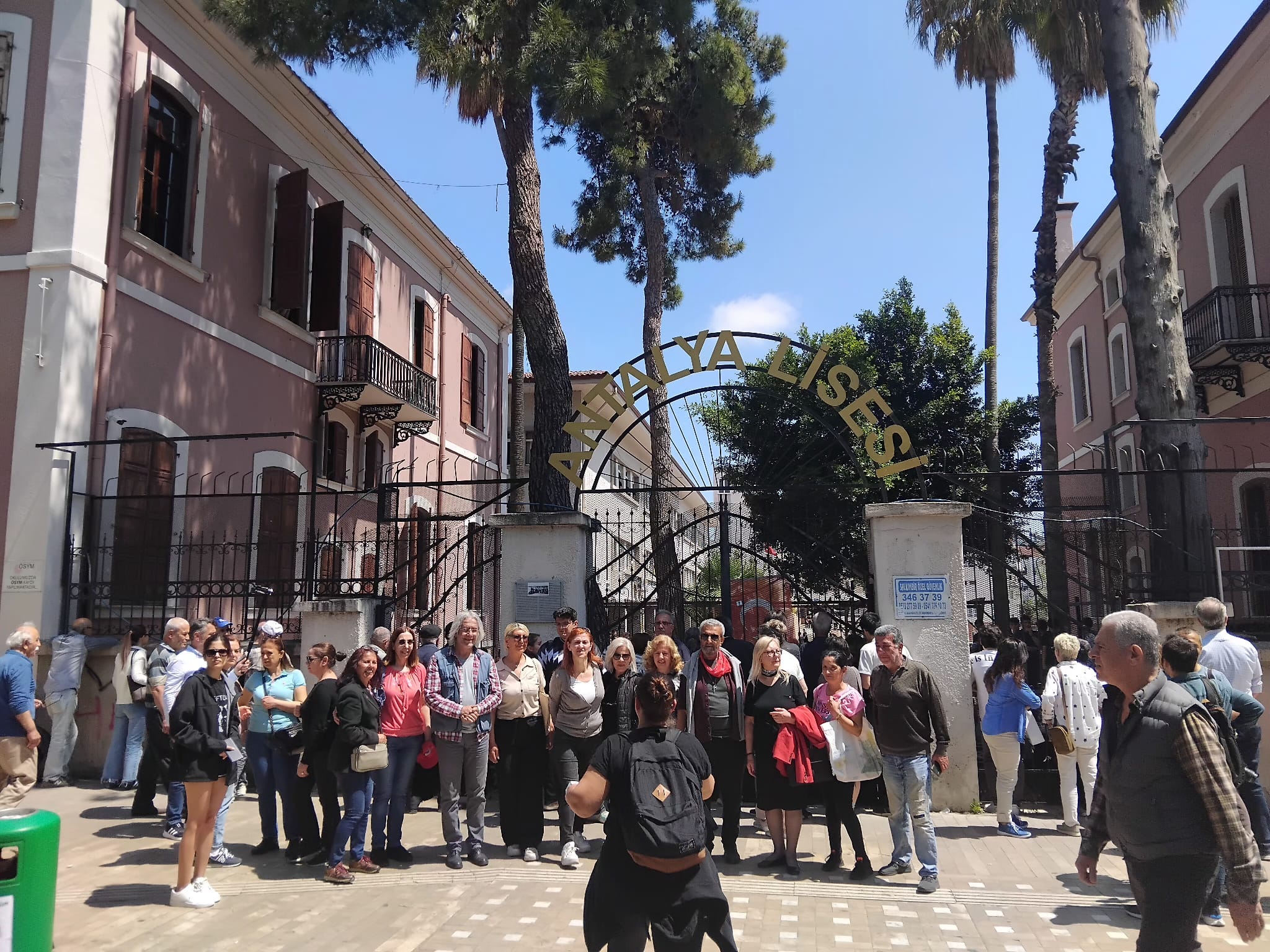 Liseli Öğrenciler Antalya Lisesi'nde Meb Atamalarına Ses Yükselti (3)