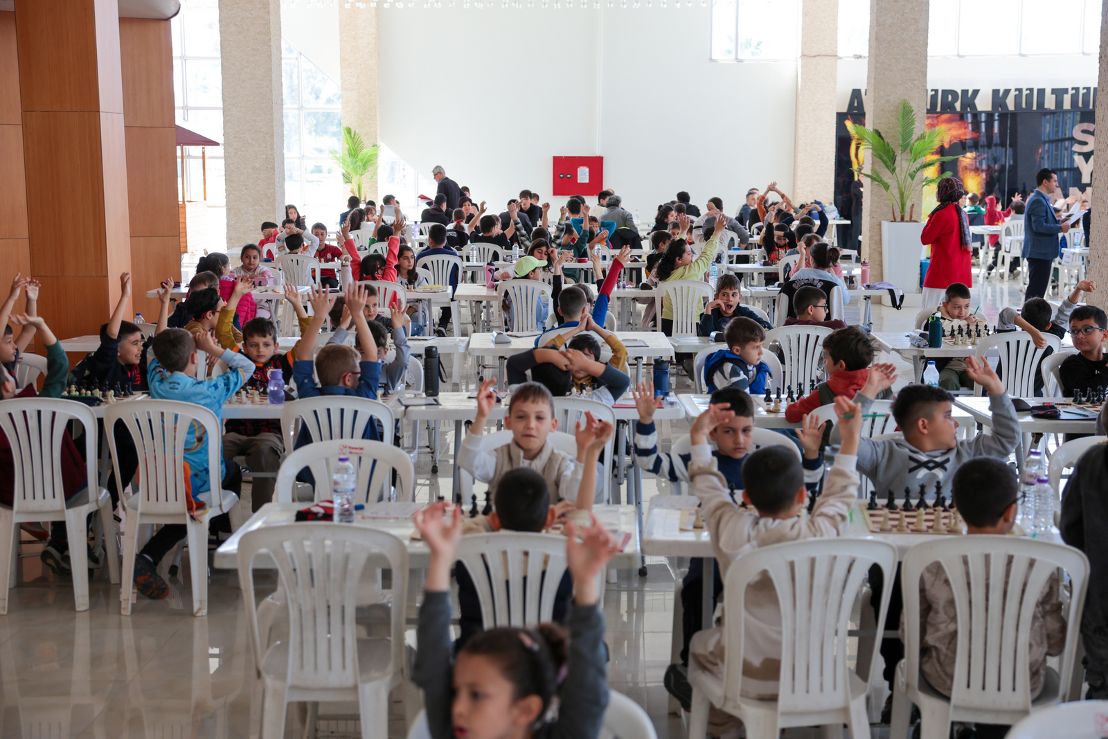 Manavgat Beledi̇yesi̇’nden 23 Ni̇san’a Özel Satranç Turnuvasi (5)