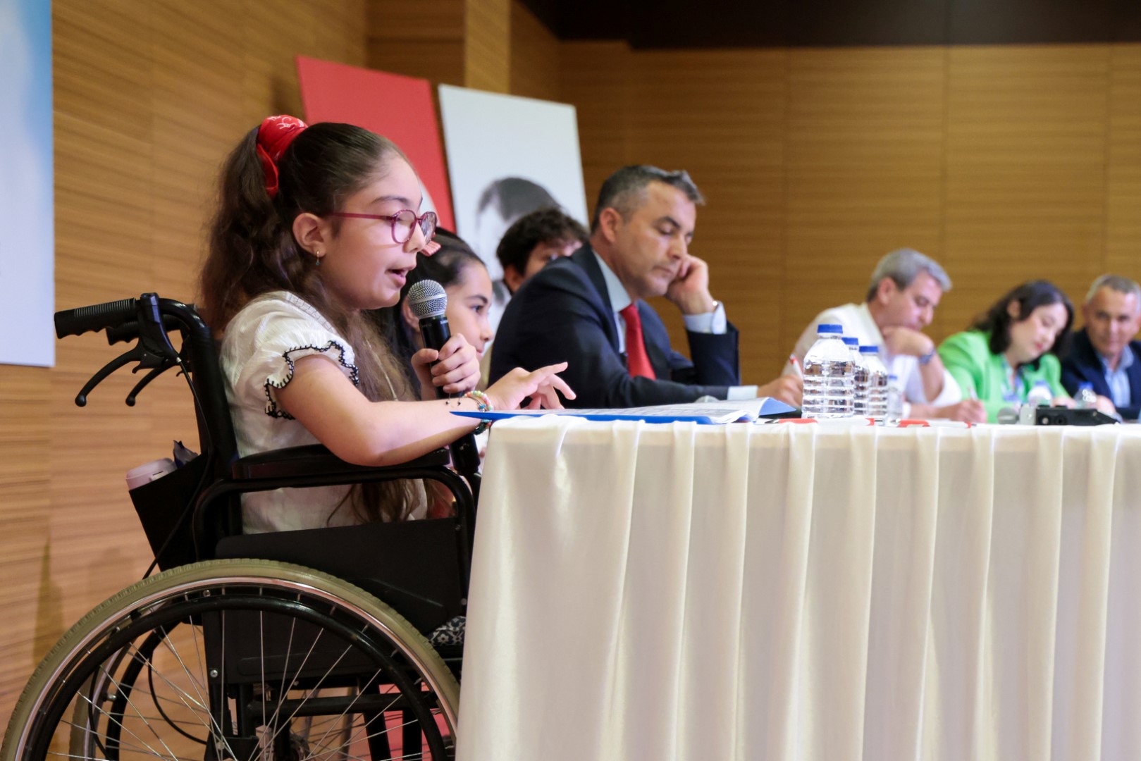 Manavgat’ta Çocuklar Geleceği Konuştu Birinci Manavgat Çocuk Forumu Gerçekleştirildi (4) (Large)