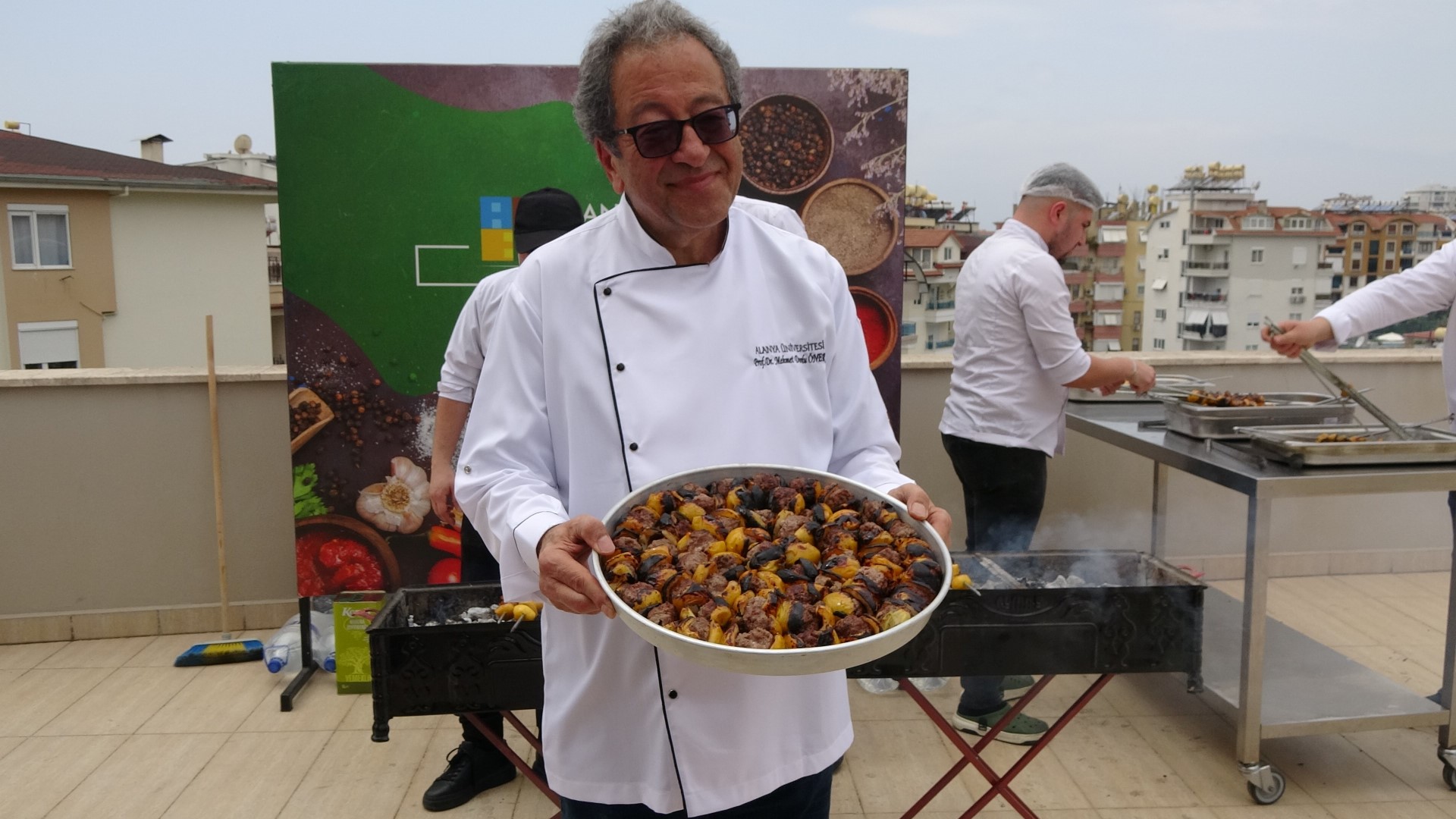 Mangallar Yakıldı, Muşmulanın Da Kebabı Yapıldı (4) (Large)
