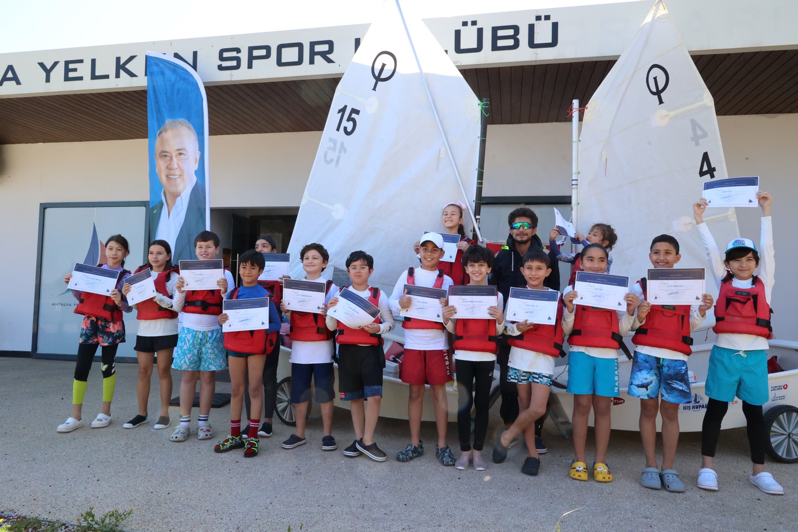 Miniklerden Yelkenciliğe İlk Adım (2) (Large)