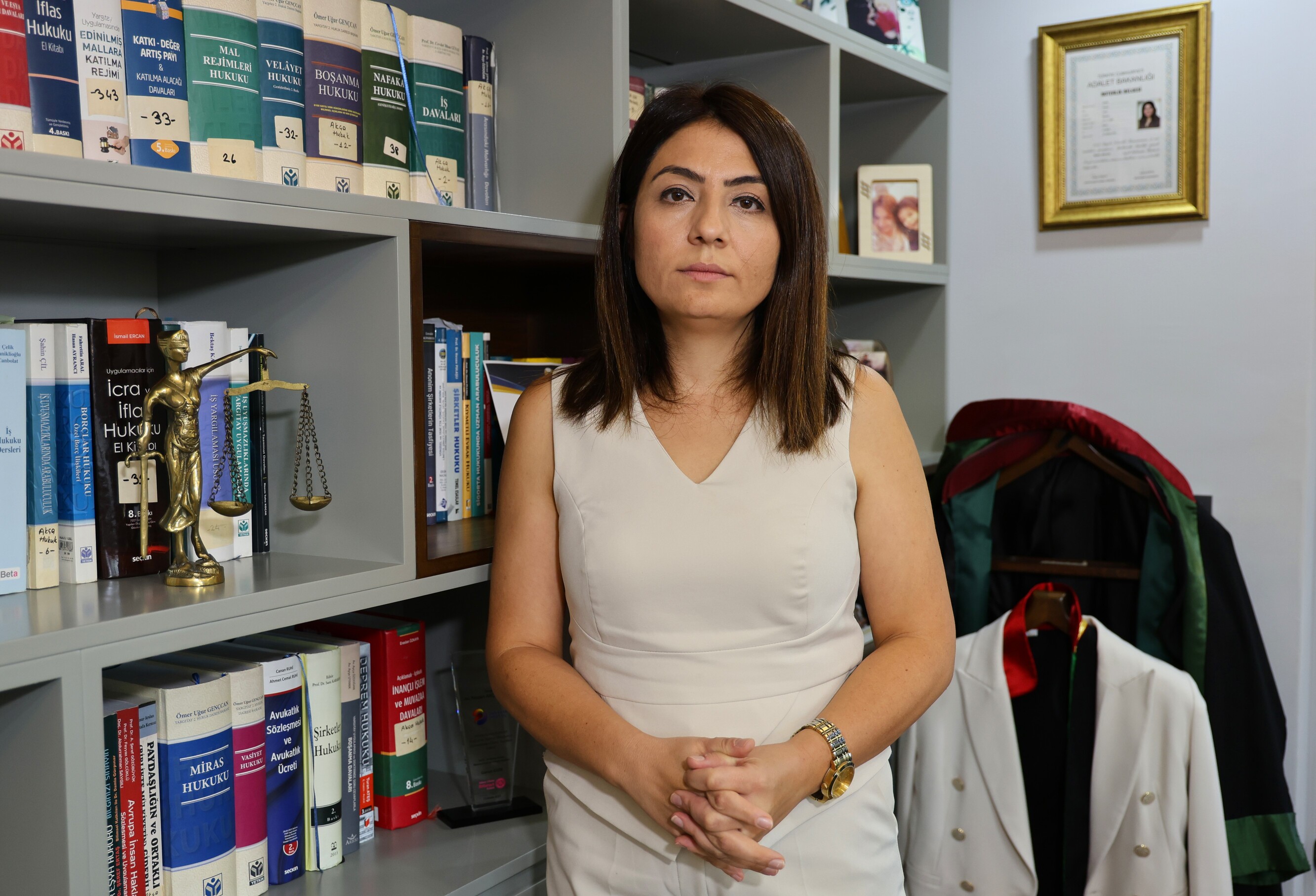 Polisi Bile Inandırmış 'Mi̇t'ciyim' Yalanıyla Söylen Dolandırıcı Bakın Ne Yapmış (2)
