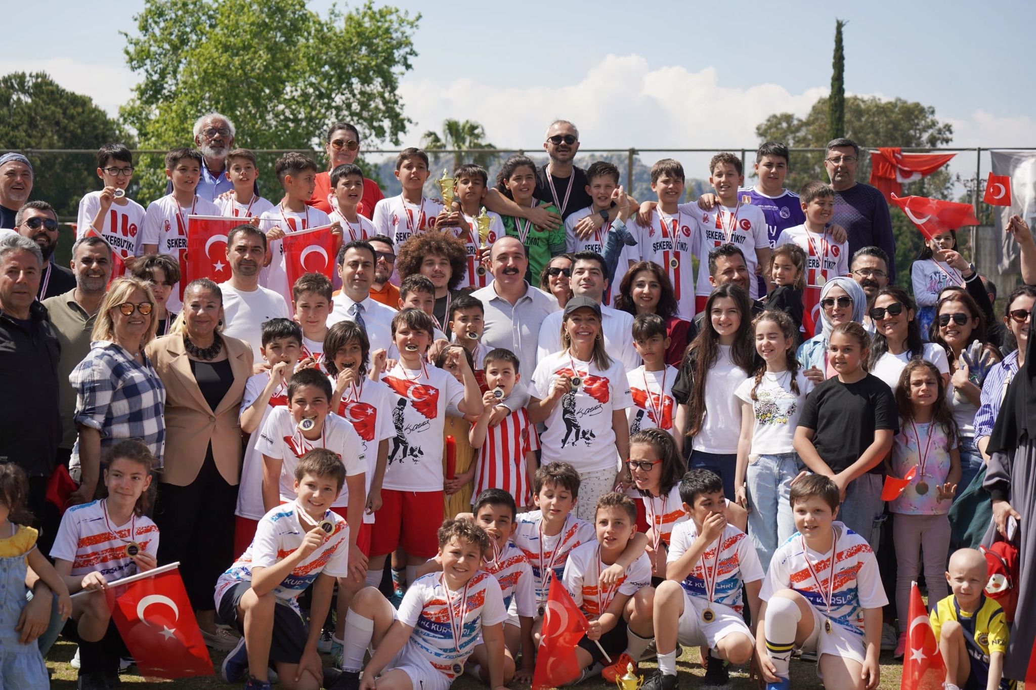 Şampi̇yon Çocuklarin Ödülleri̇ Başkan Kotan'dan (9)