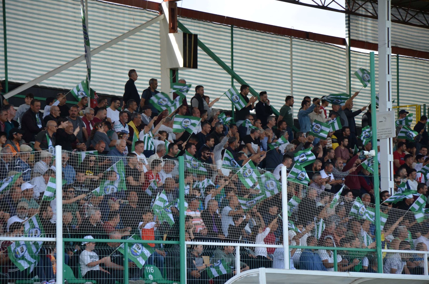 Serik Belediyesporda Sampiyonluk Hesabi 680402 201509 (Large)