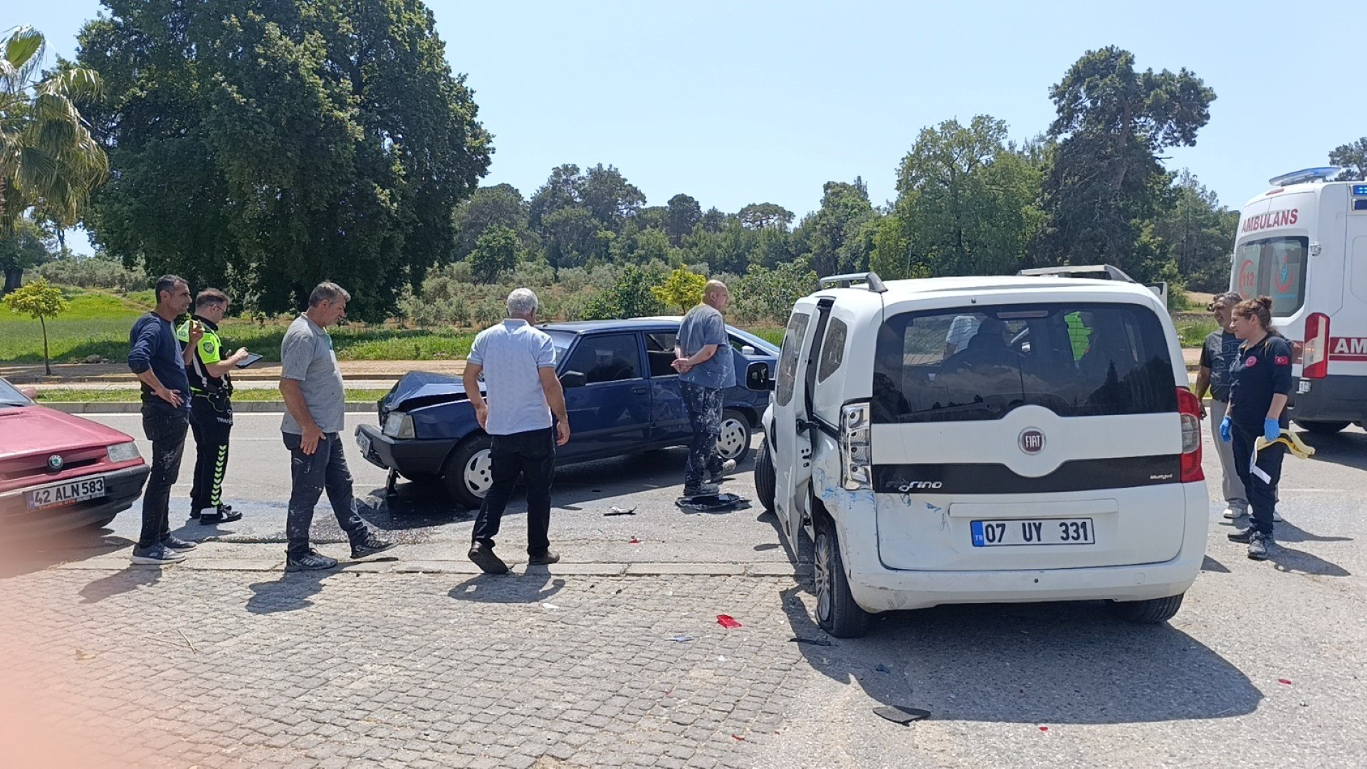 Seyreden Araca Arkadan (2)
