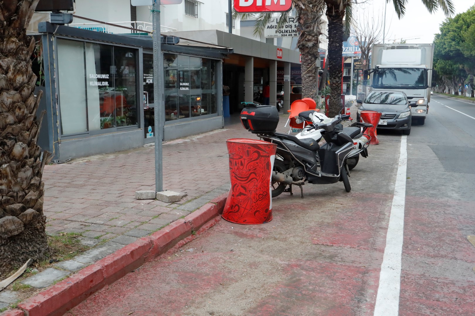 Tavırları Dikkat Çekti (3)