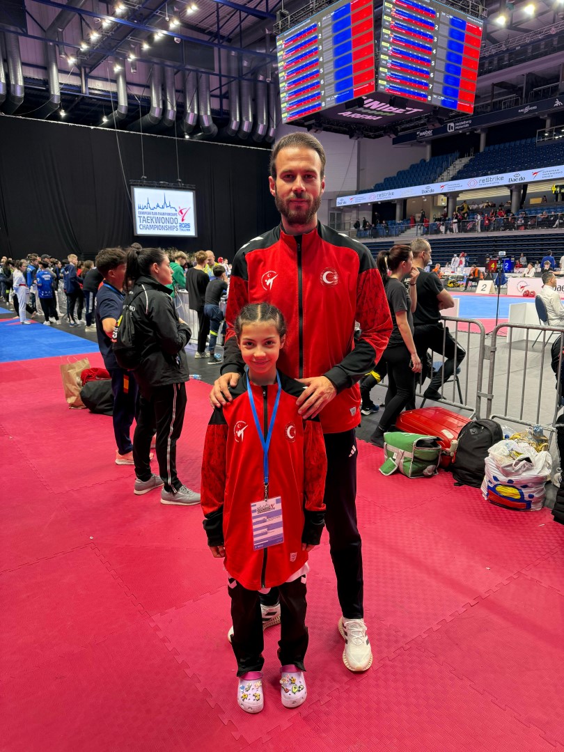 Tekvandocu Ipek Avrupada Zirveyi Hedef 676681 200344 (Large)