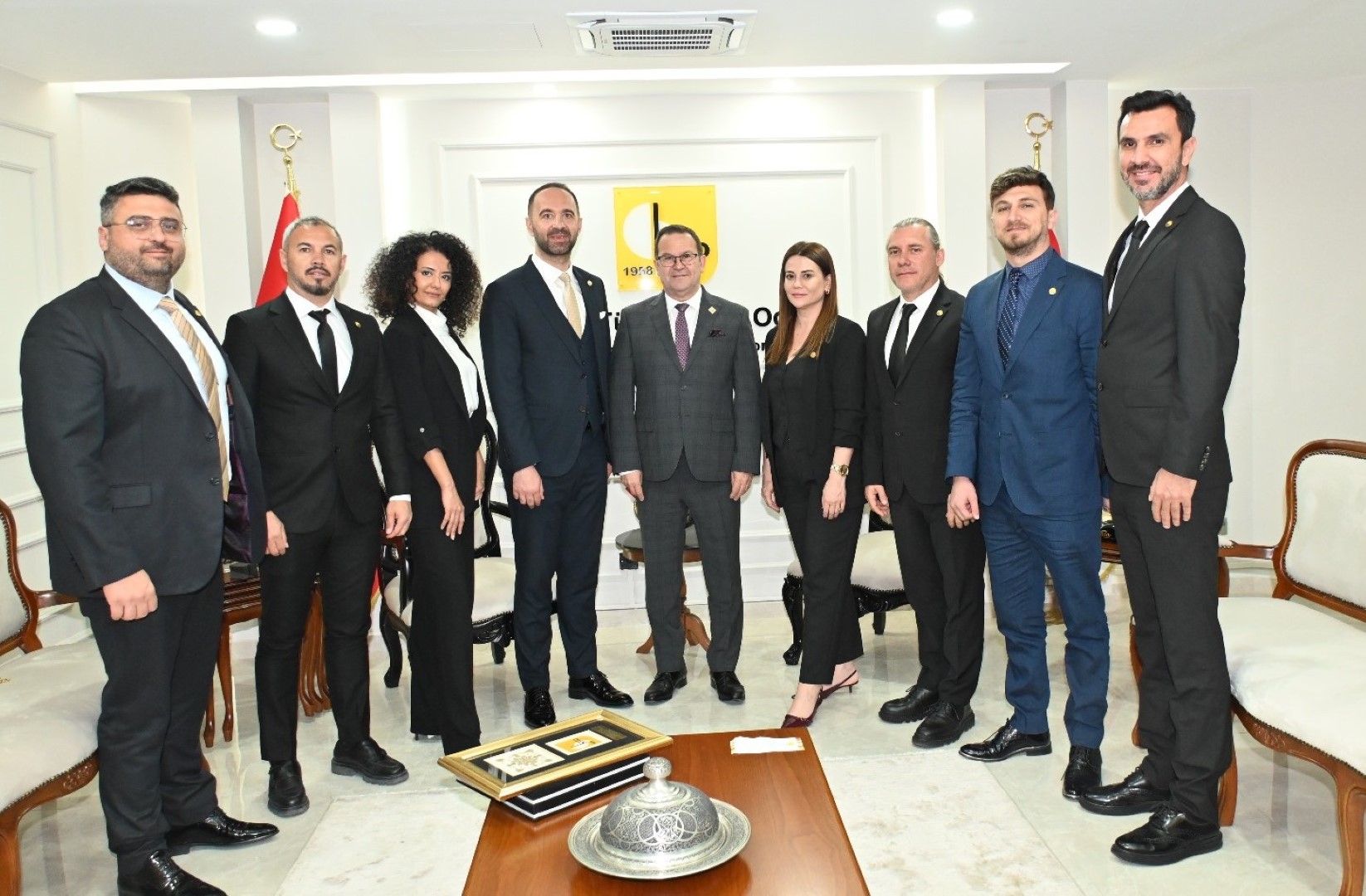 Ti̇caret Odasi Zi̇yareti̇ (Large)