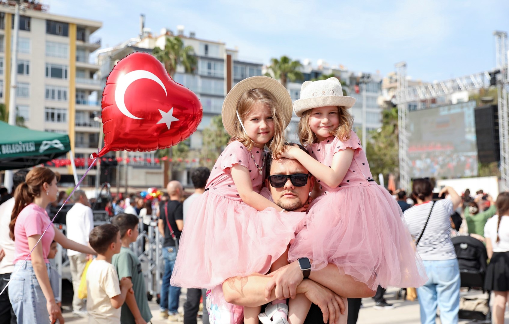 Uluslararası Mersin Çocuk Festivali Coşkuyla Tamamlandı (2) (Large)