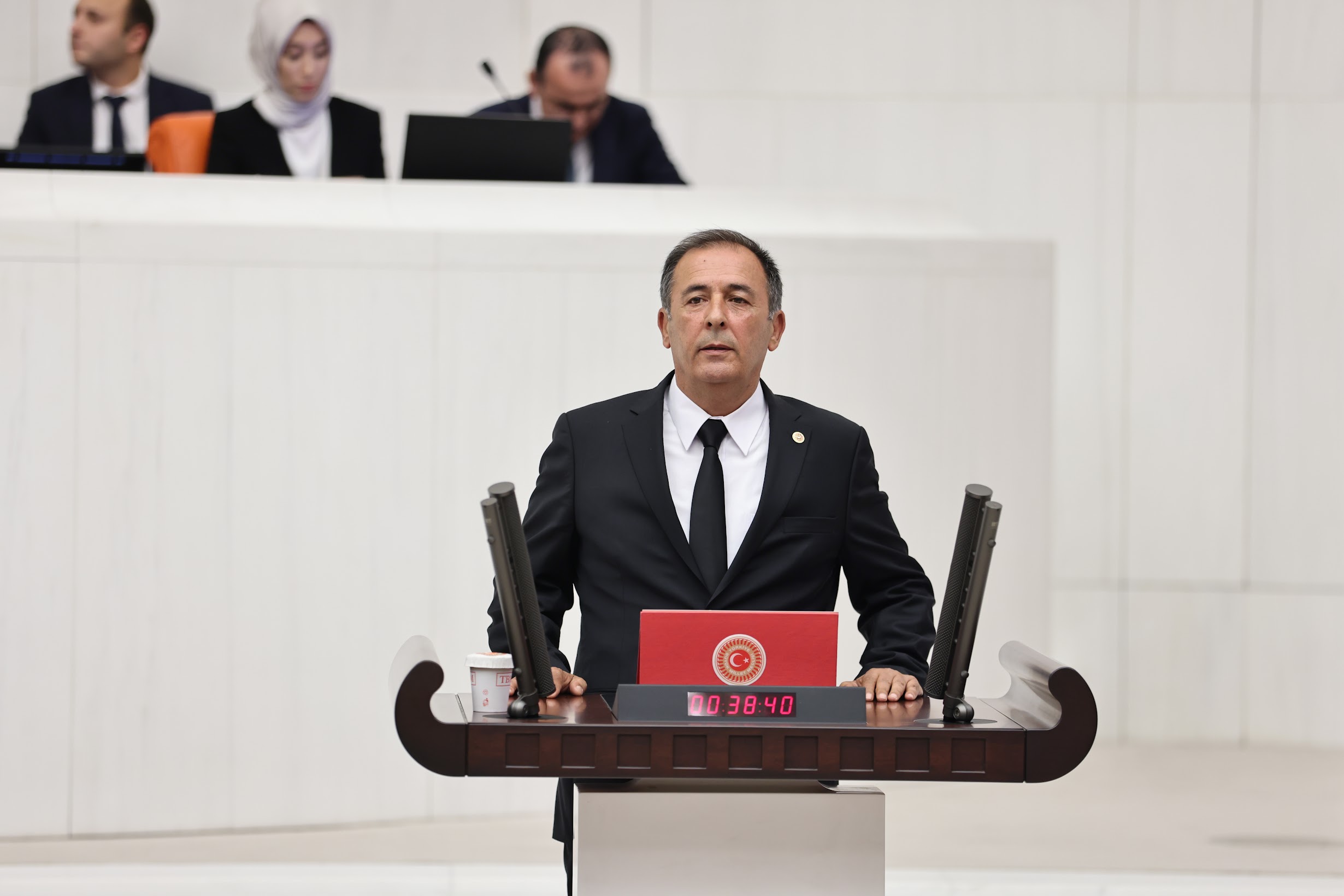 Akdeniz Üniversitesi’ndeki ‘Tasarruf Krizi’ Tbmm’ye Taşındı