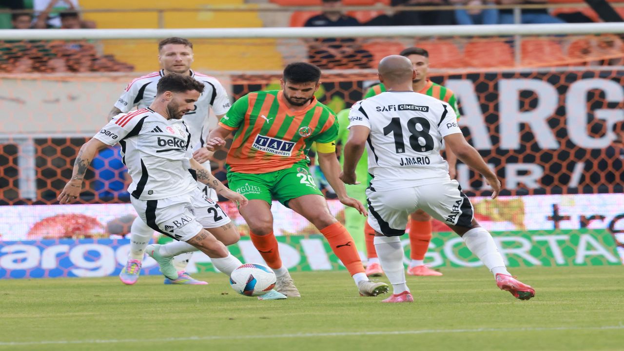 Alanyaspor Besiktas Maci (5)