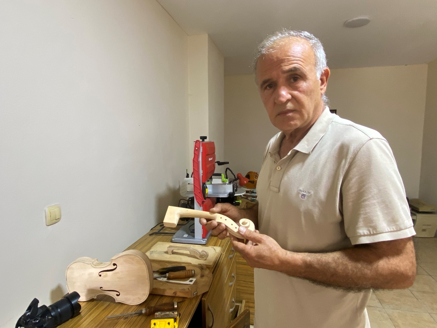 Annesinin Altınalrı (1)