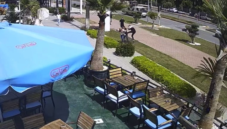 Antalya’da Akıl Almaz Saldırı! Tek Suçu Beklemekti (5)