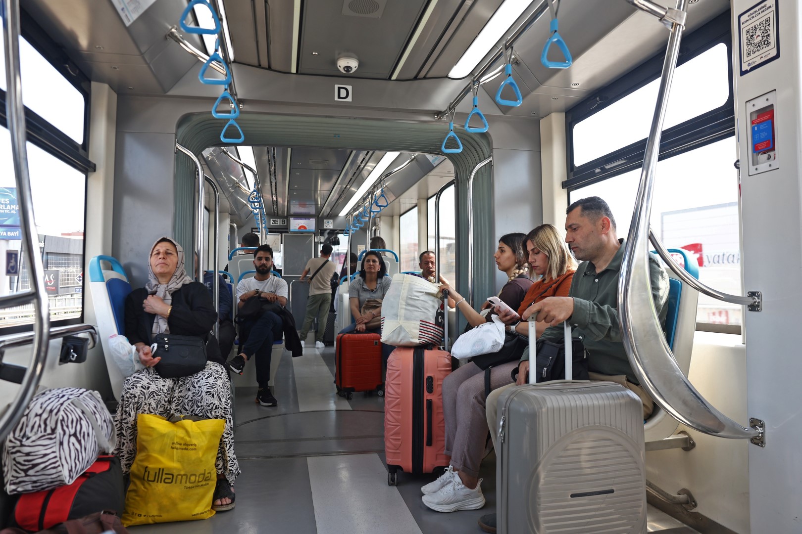 Antray Ile Havalimanına Ulaşım Hızlı Ve Kolay (5) (Large)