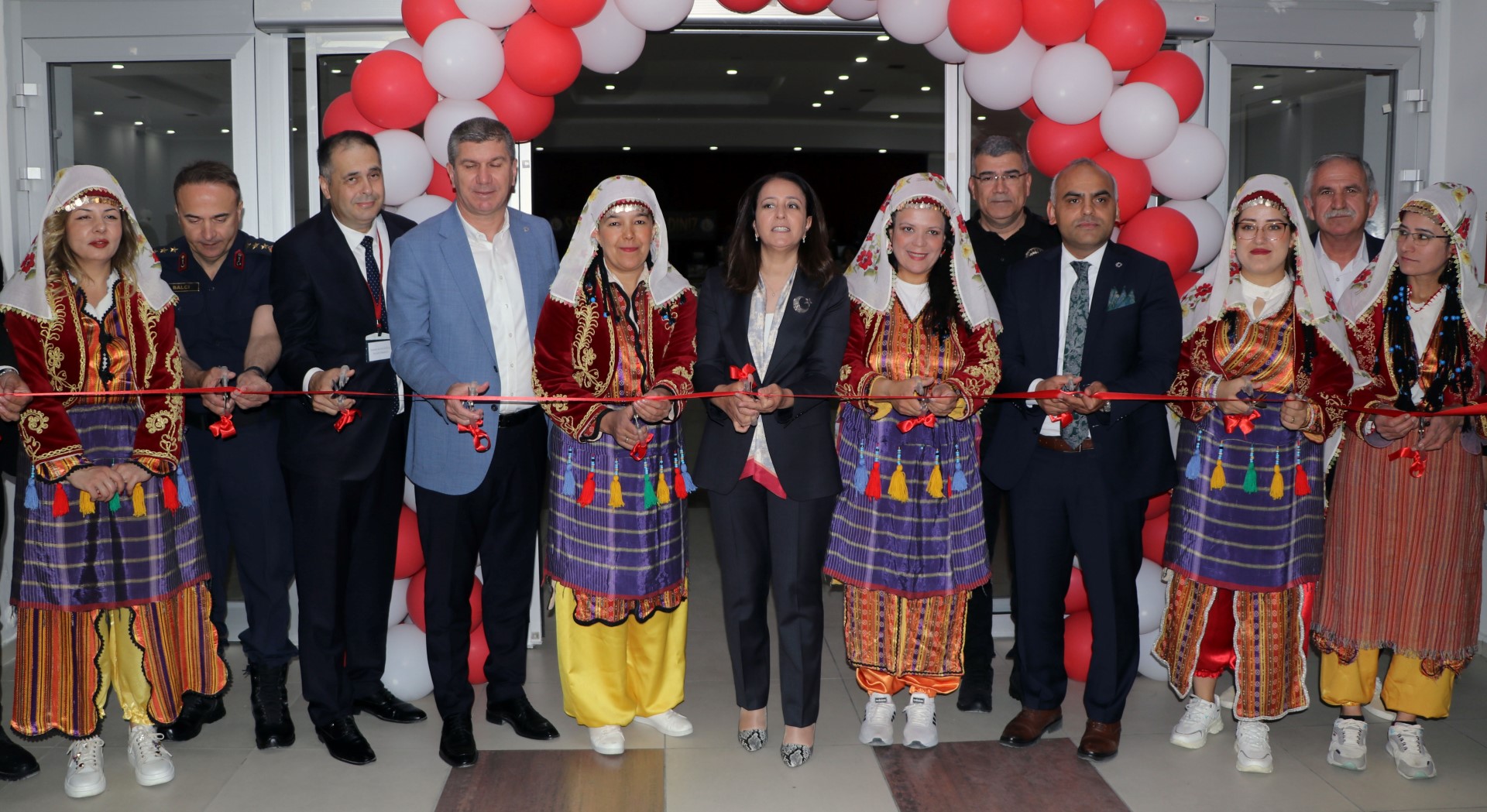 Burdur Hemin Onur Yili 736424 217489 (Large)