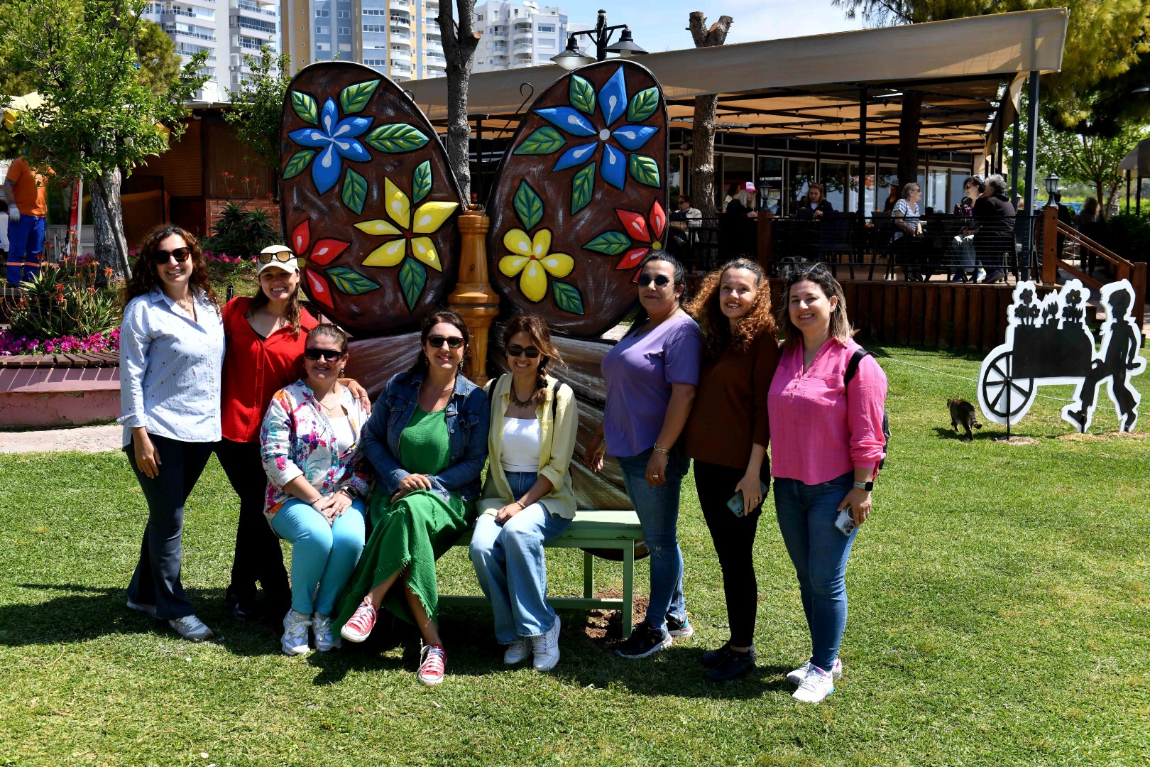 Çi̇çek Desenleri̇ Günleri̇ Hazirliklar Devam Edi̇yor (2) (Large)