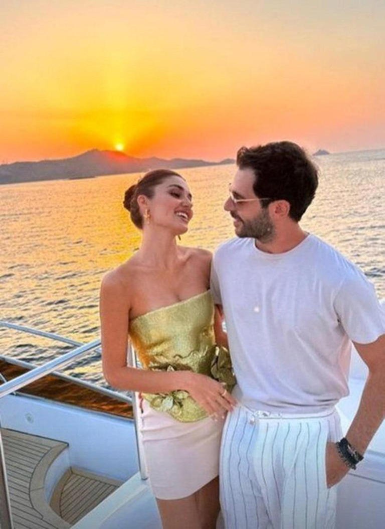 Hande Erçel Sevgilileri 8