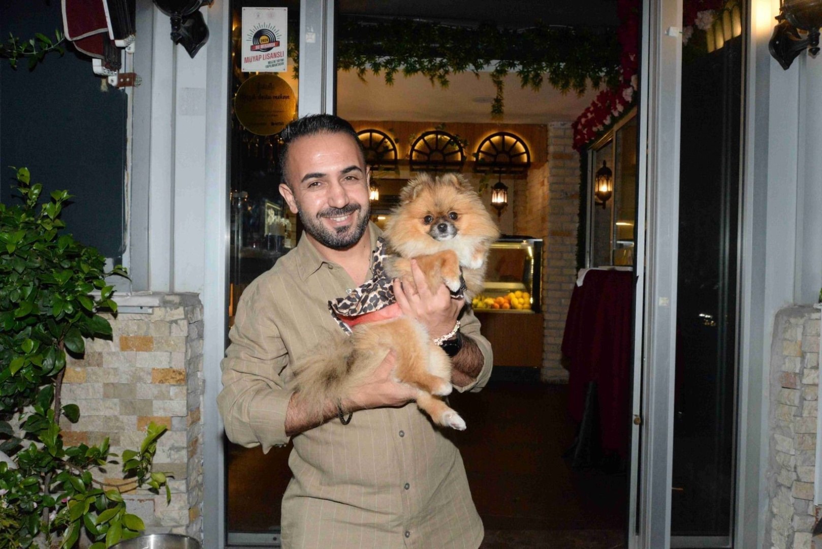 Kaybolan Köpek Bulundu, Sahipleri Sevince Boğuldu (4) (Large)