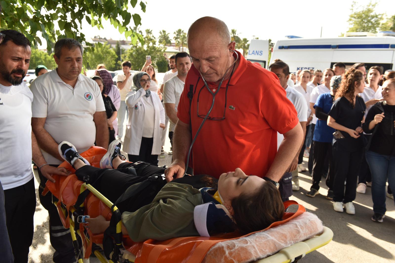 Kepez Belediyesinden Gercegini Aratmayan Deprem Tatbikati 11