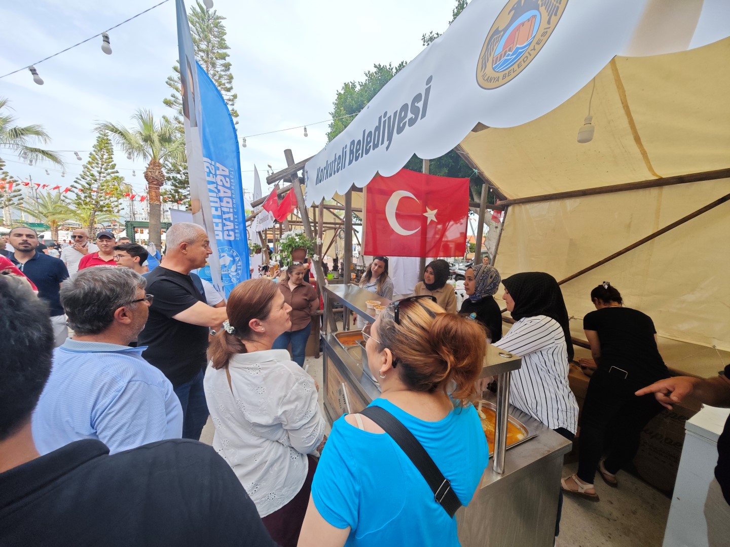 Korkuteli Belediyesi Alanya Uluslararası Festivali’nde Lezzet Rüzgarı Estirdi (4) (Large)