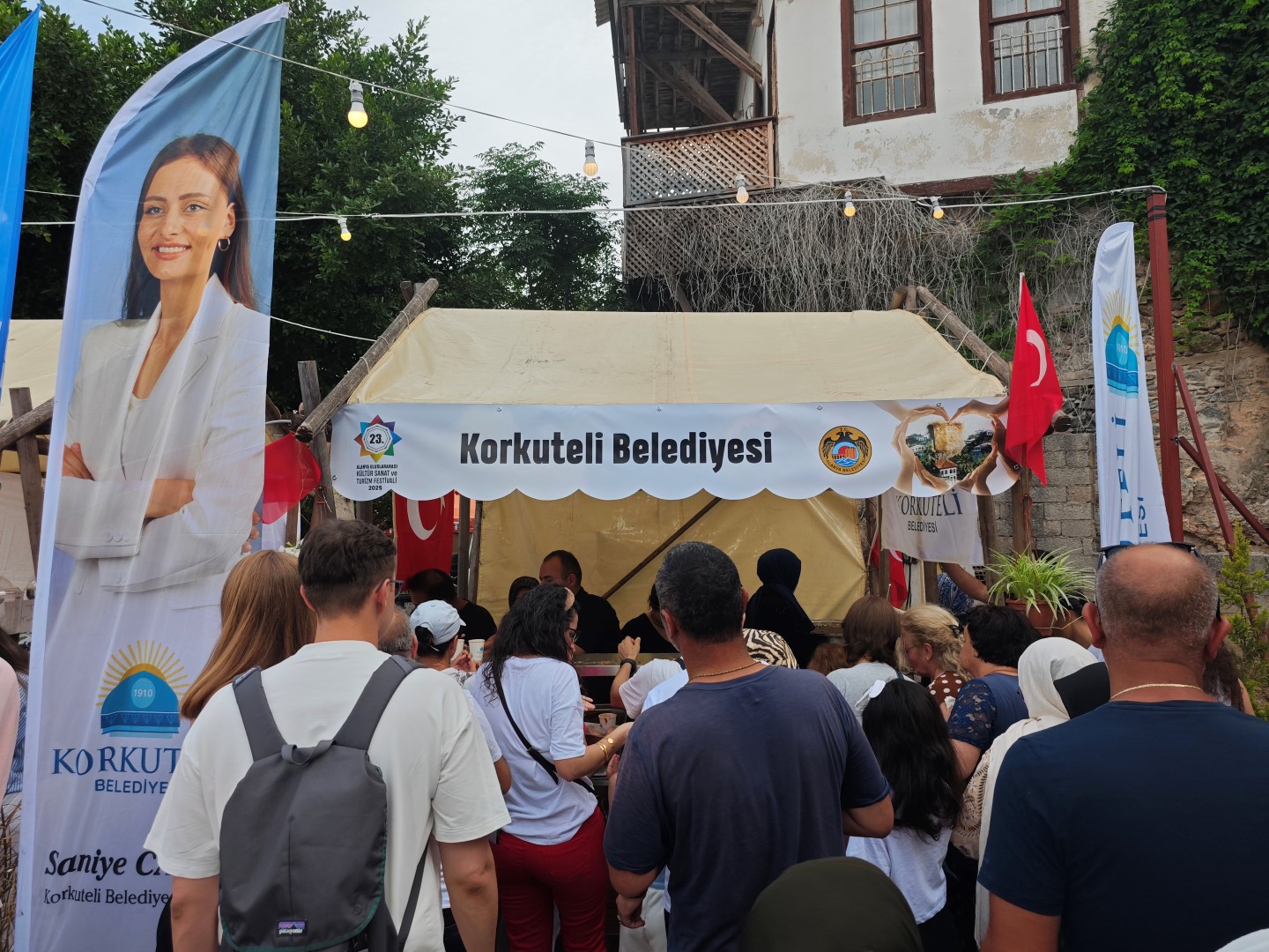 Korkuteli Belediyesi Alanya Uluslararası Festivali’nde Lezzet Rüzgarı Estirdi (8) (Large)