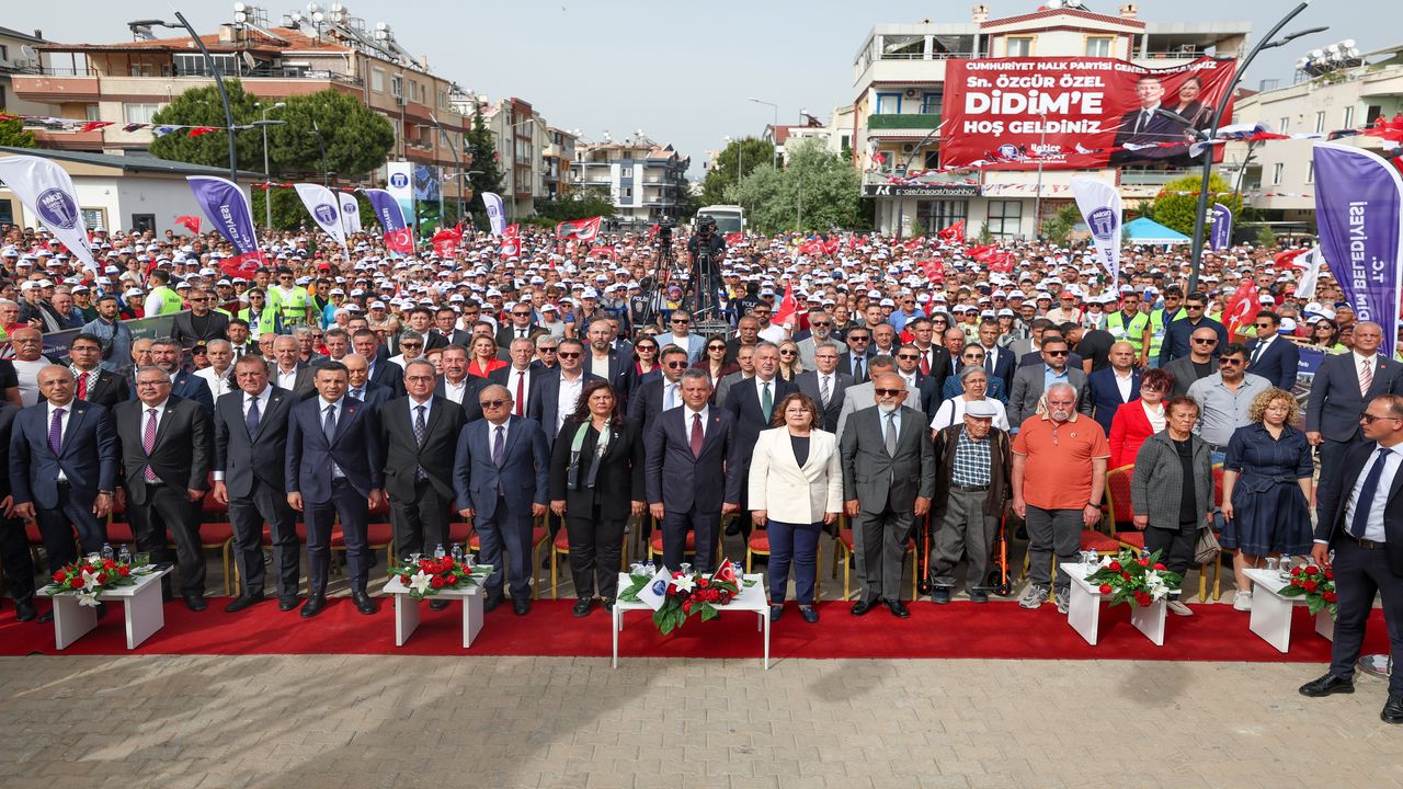 Ozgur Ozel Didim Acilis (1)