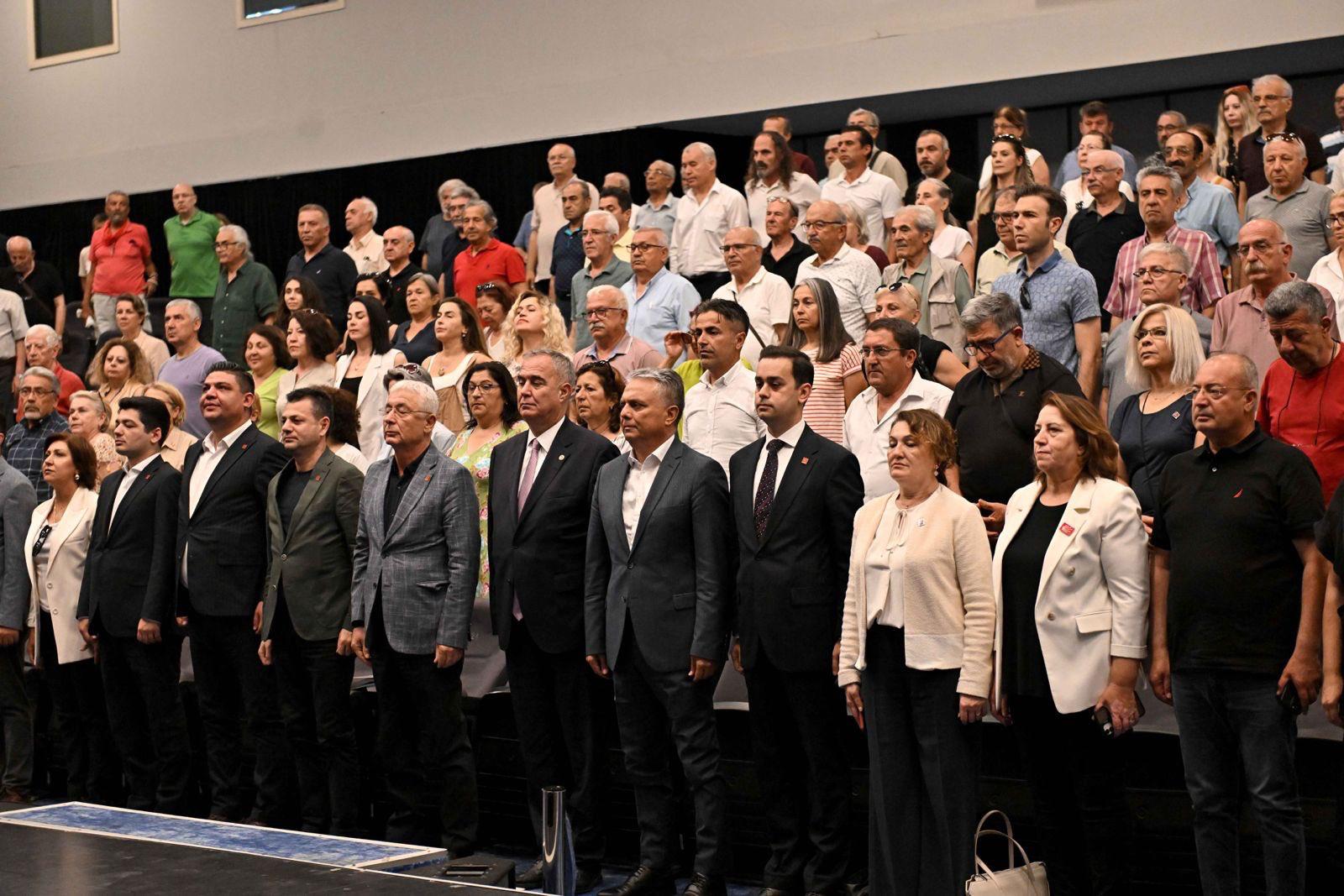 Parti Içi Siyaseti Unutt (1)