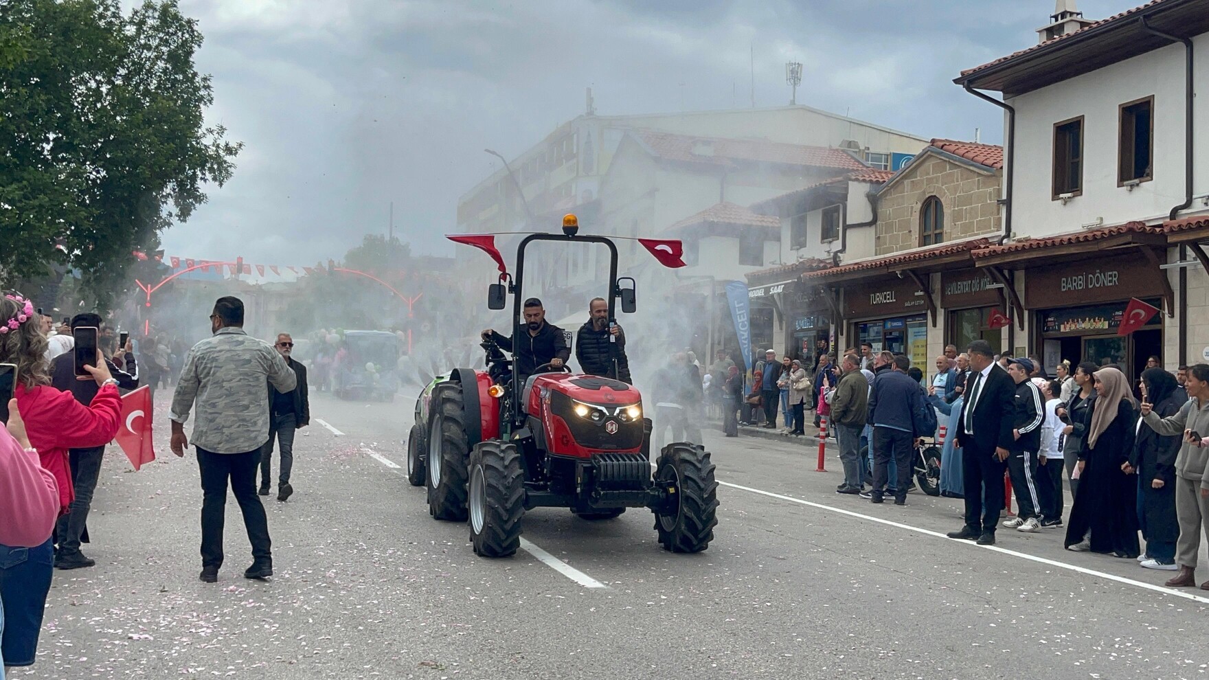 Uluslararasi Gul Festivali (1)